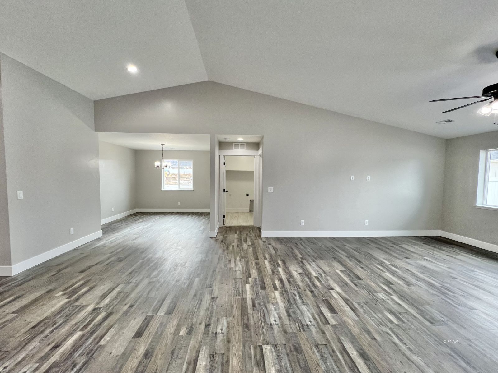 609 Westcott Drive Property Photo 11