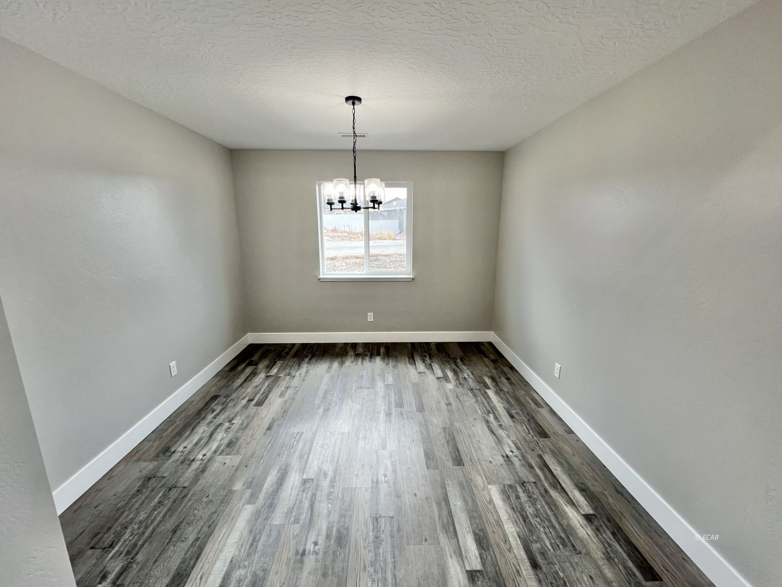 609 Westcott Drive Property Photo 13