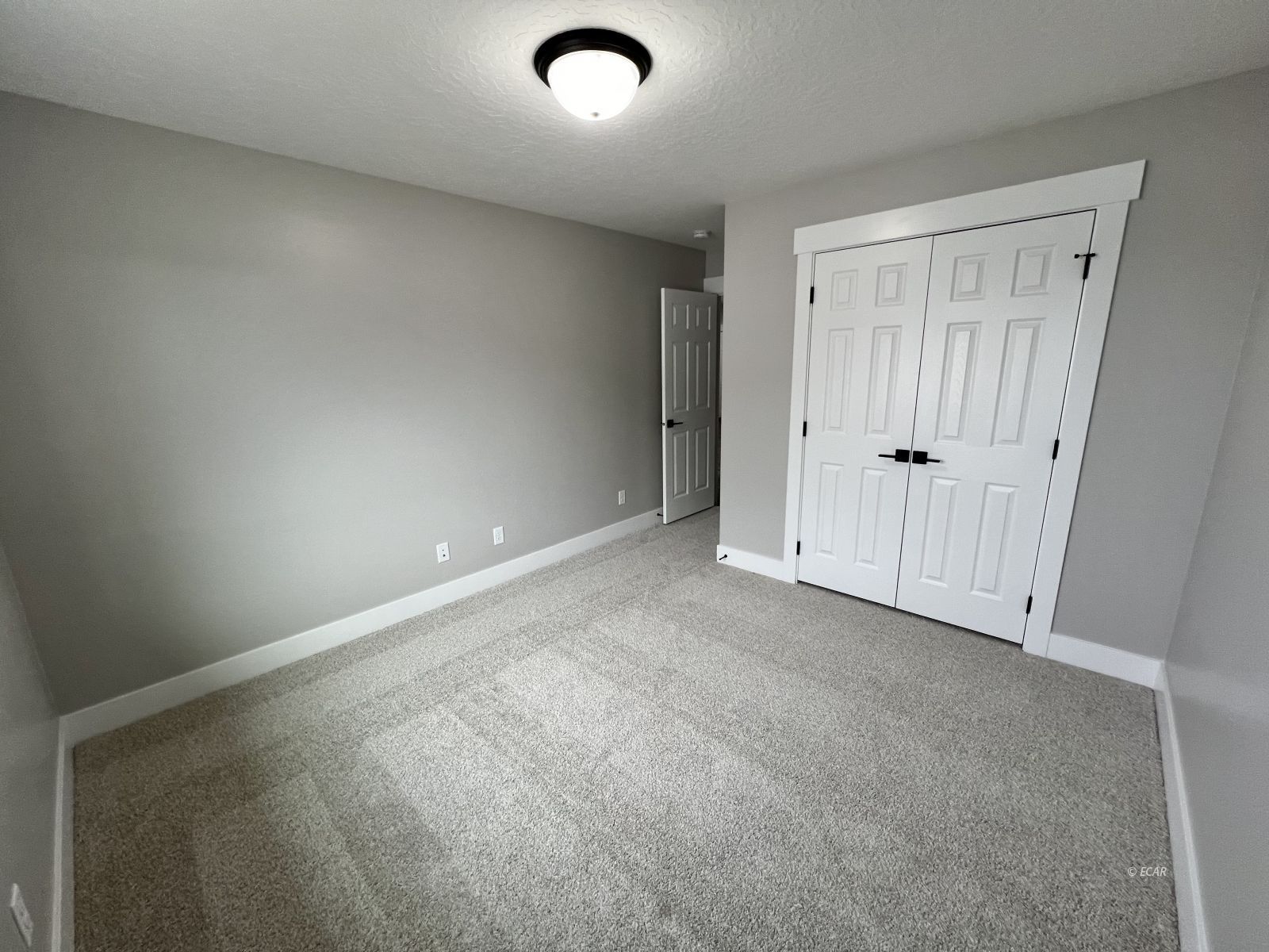 609 Westcott Drive Property Photo 20