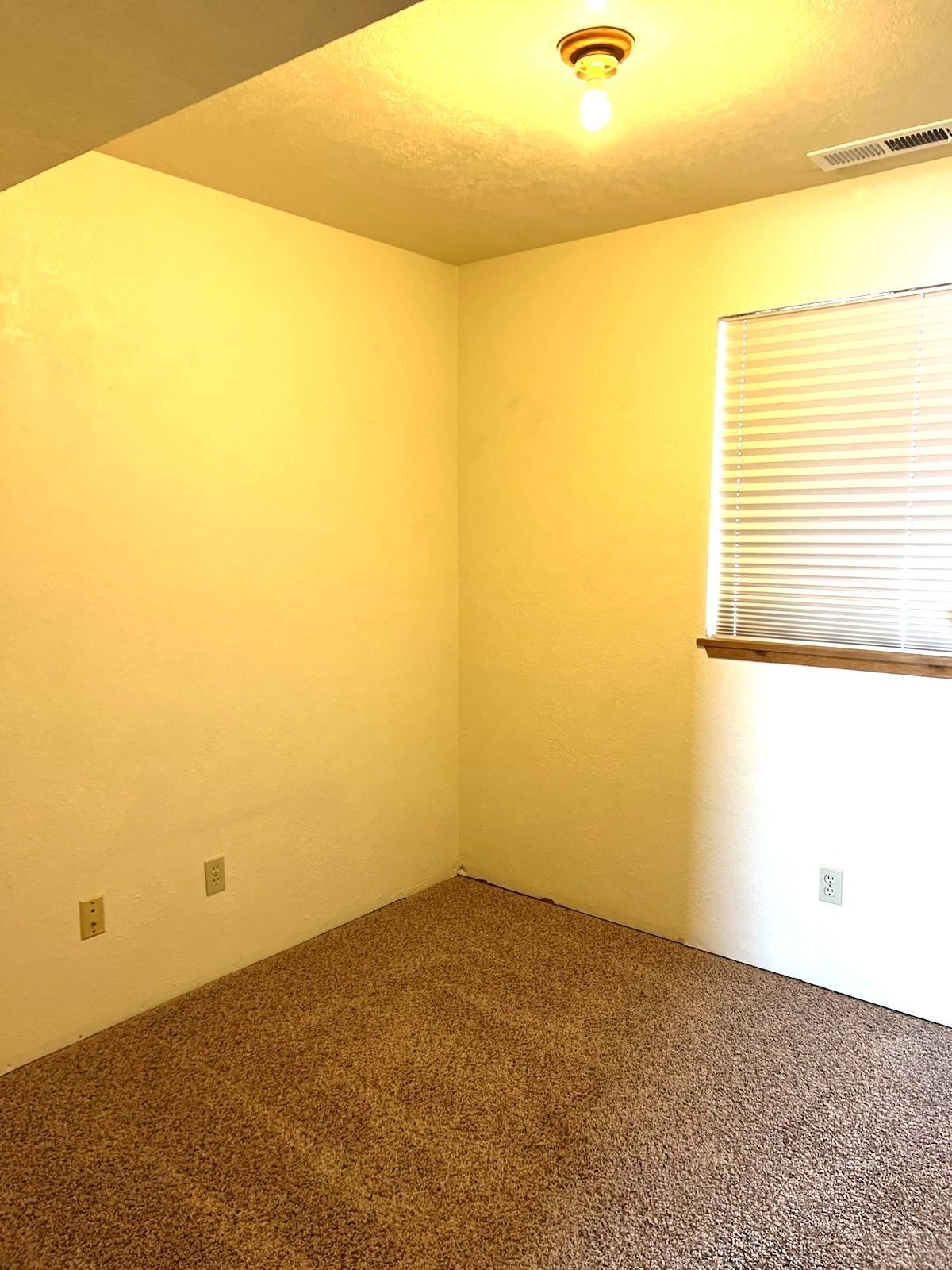 697 Clover Drive Property Photo 15