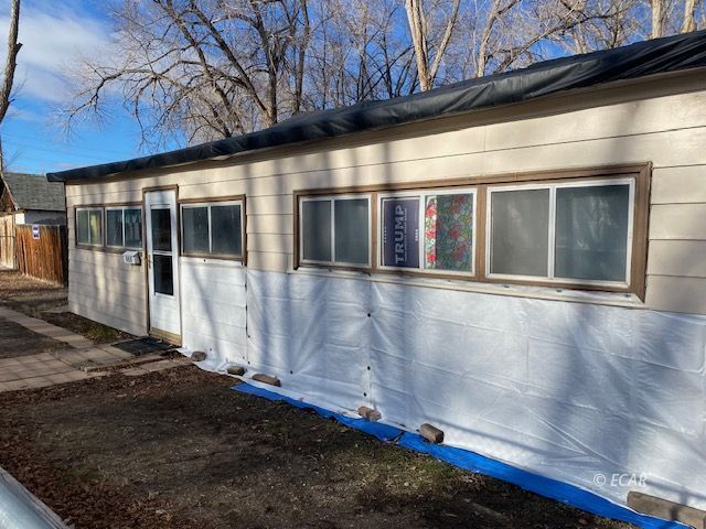 853 Wilson Avenue Property Photo 3
