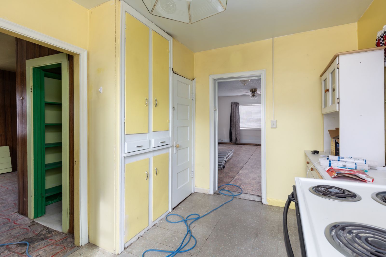 853 Wilson Avenue Property Photo 7