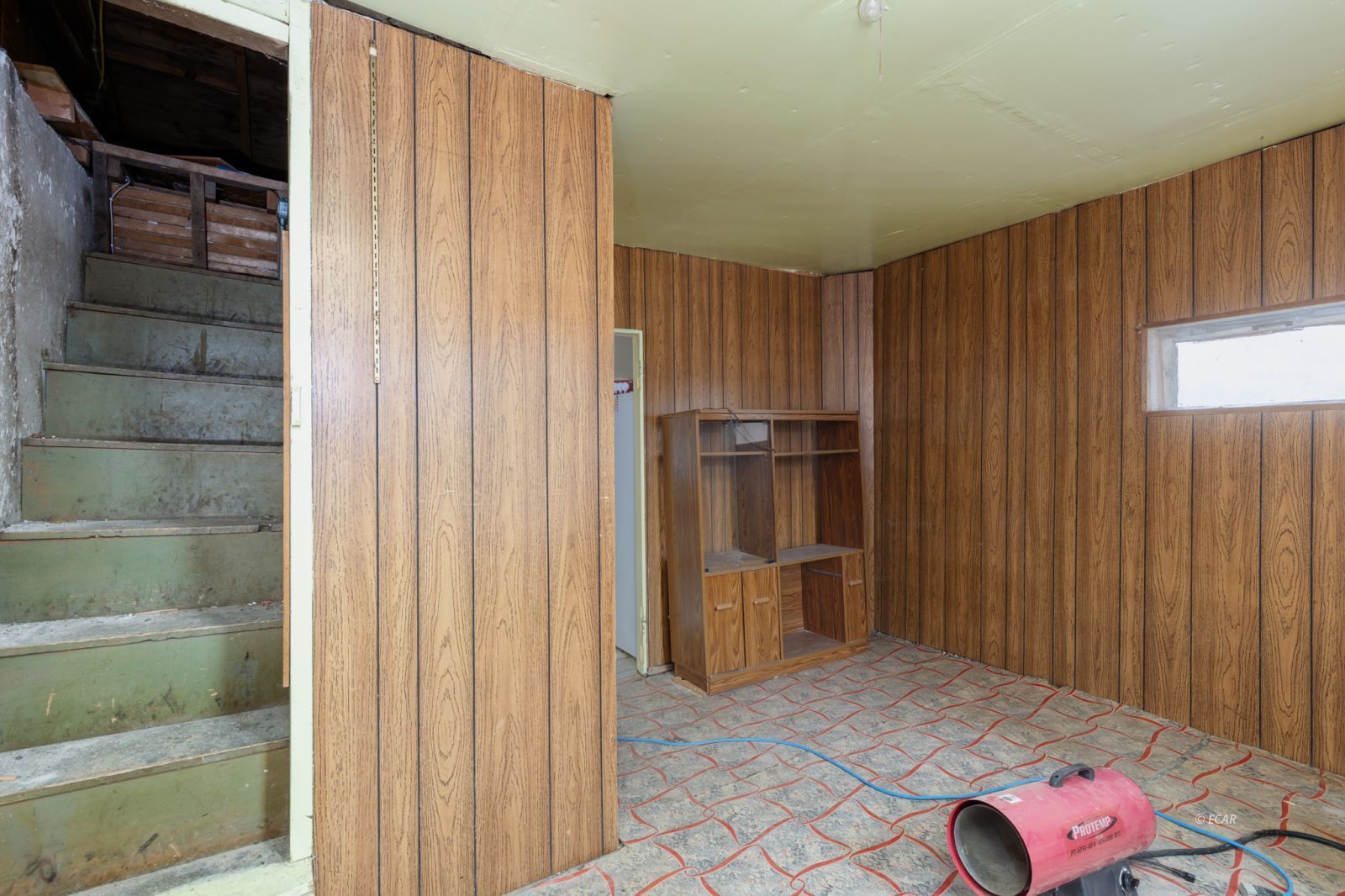 853 Wilson Avenue Property Photo 9