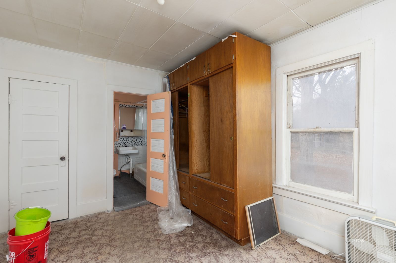 853 Wilson Avenue Property Photo 11