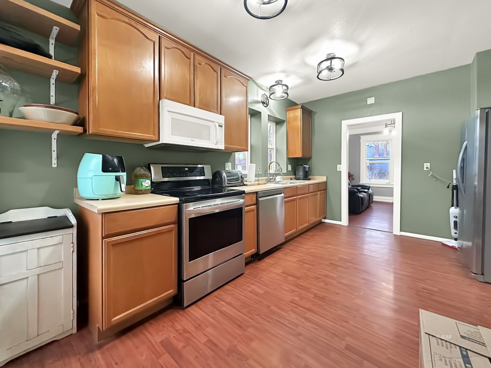 890 2nd Street Property Photo 14