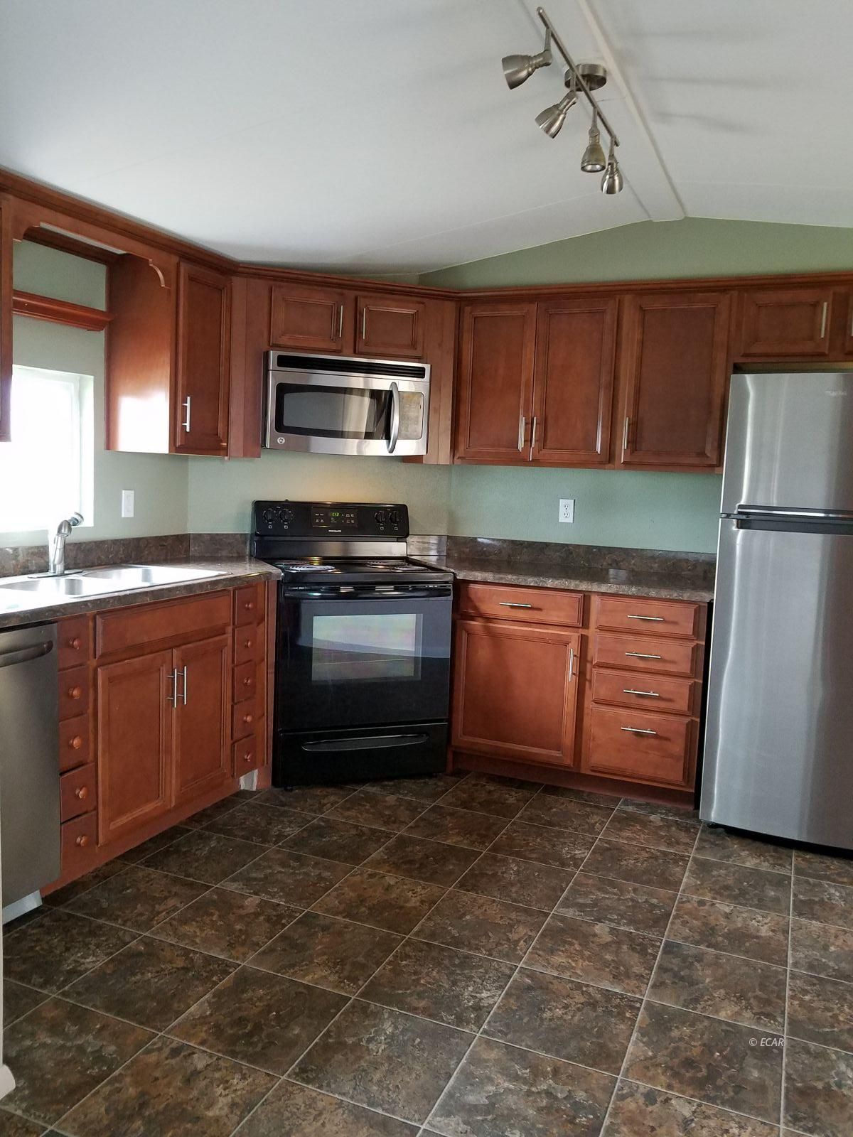415 Westby Drive Property Photo 3