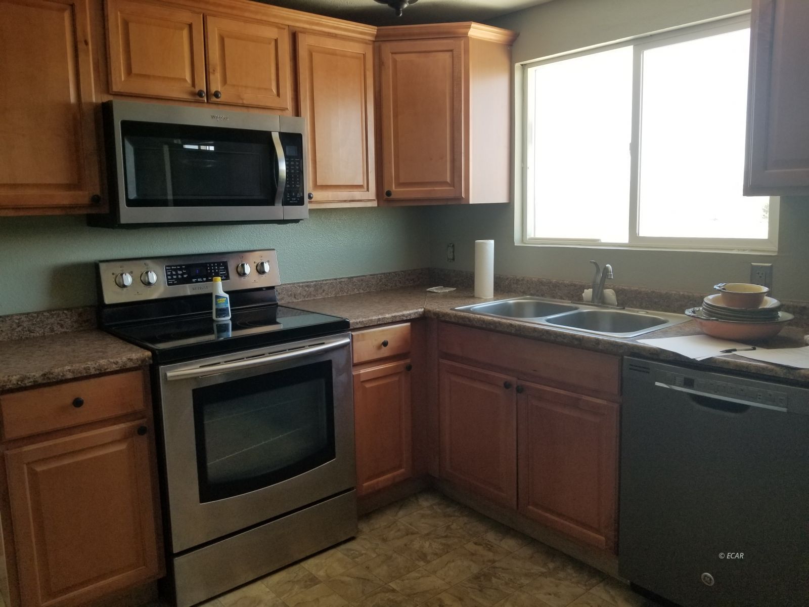 879 Spring Valley Parkway Property Photo 4
