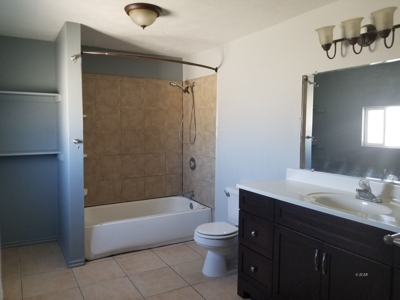 879 Spring Valley Parkway Property Photo 7