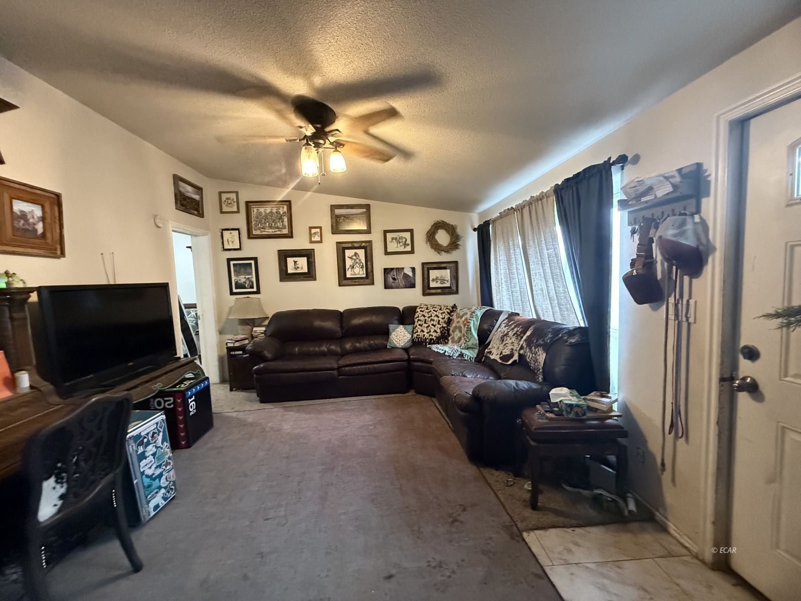 6160 Hayes Avenue Property Photo 3