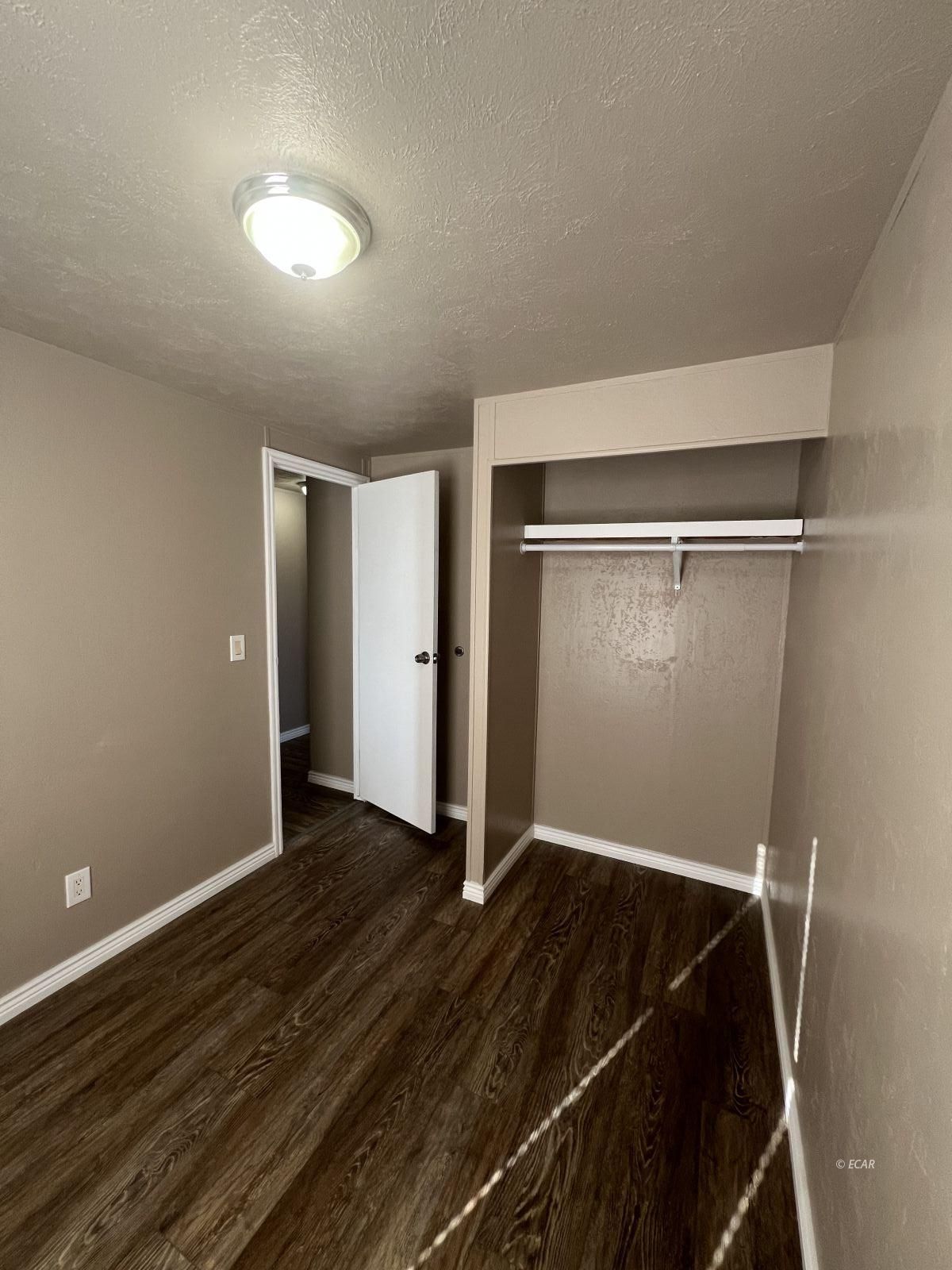 398 Smokey Drive Property Photo 15