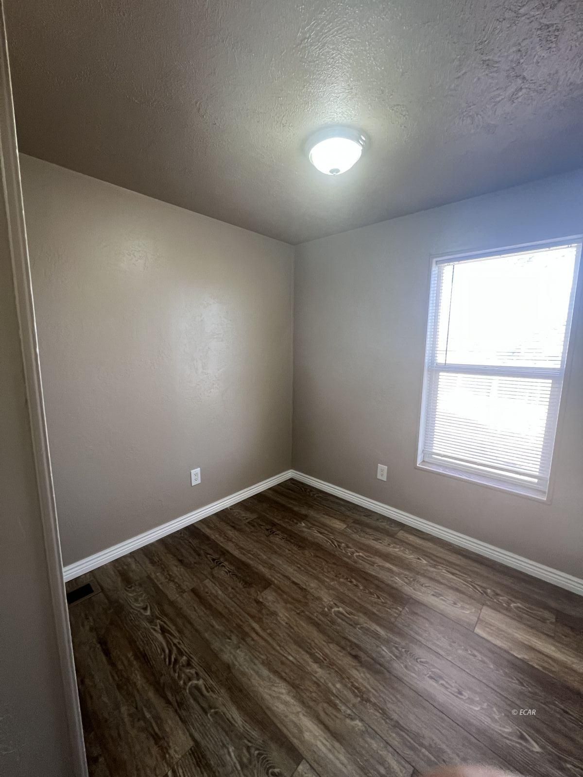 398 Smokey Drive Property Photo 17