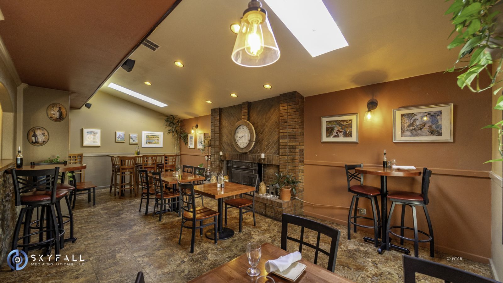 351 Silver Street Property Photo 9