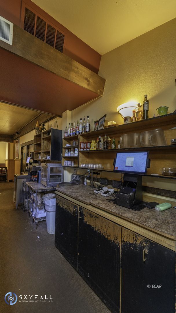 351 Silver Street Property Photo 30