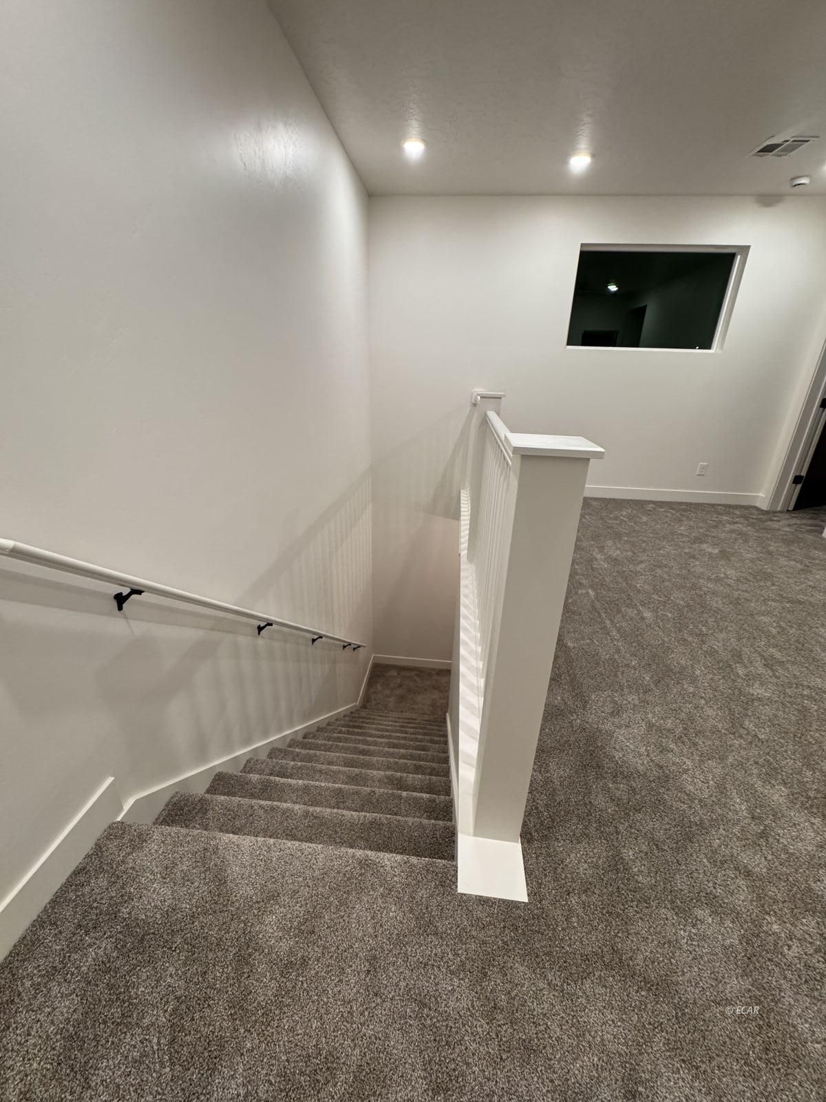 3194 College Court Property Photo 14