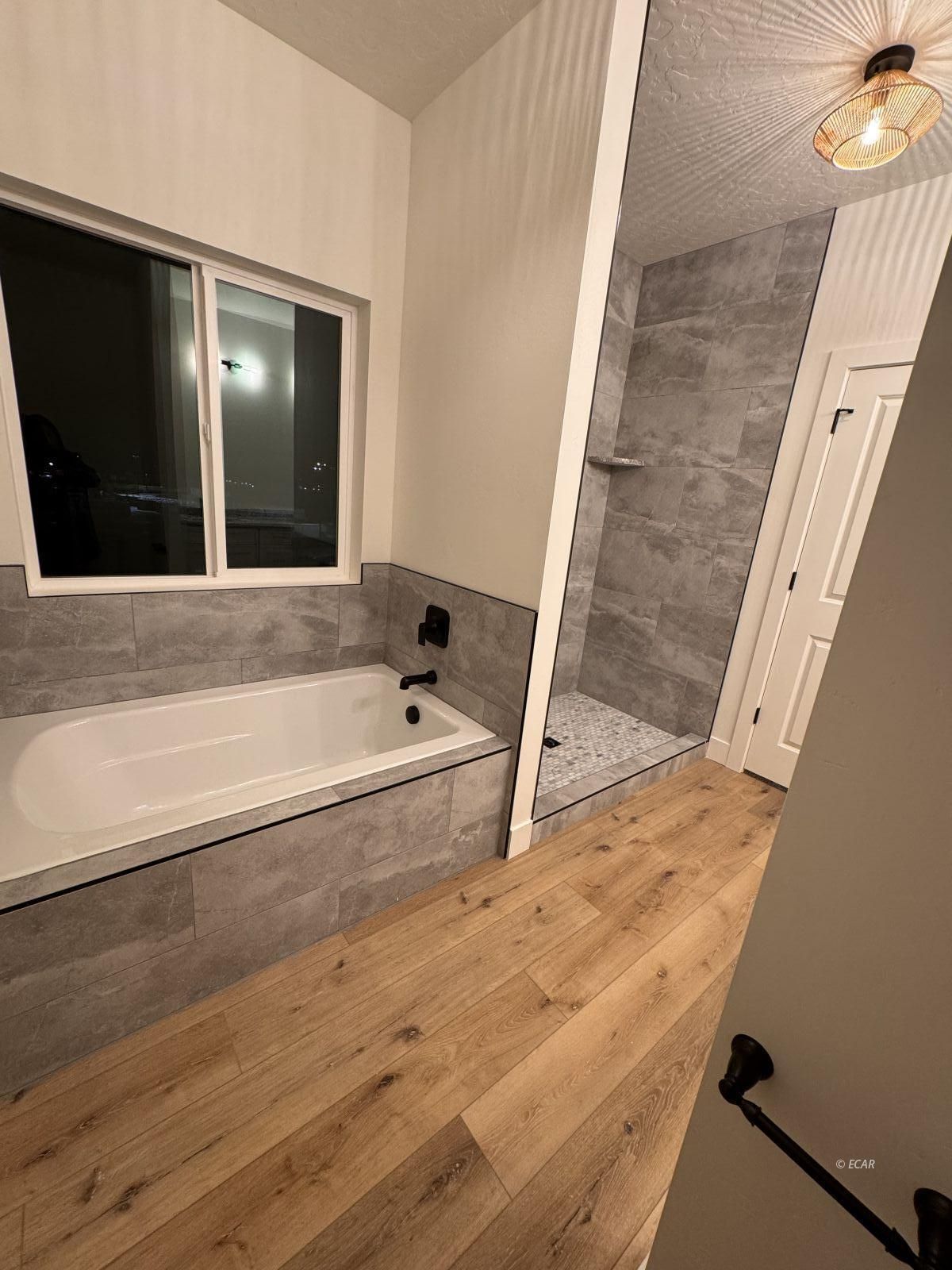 3194 College Court Property Photo 17
