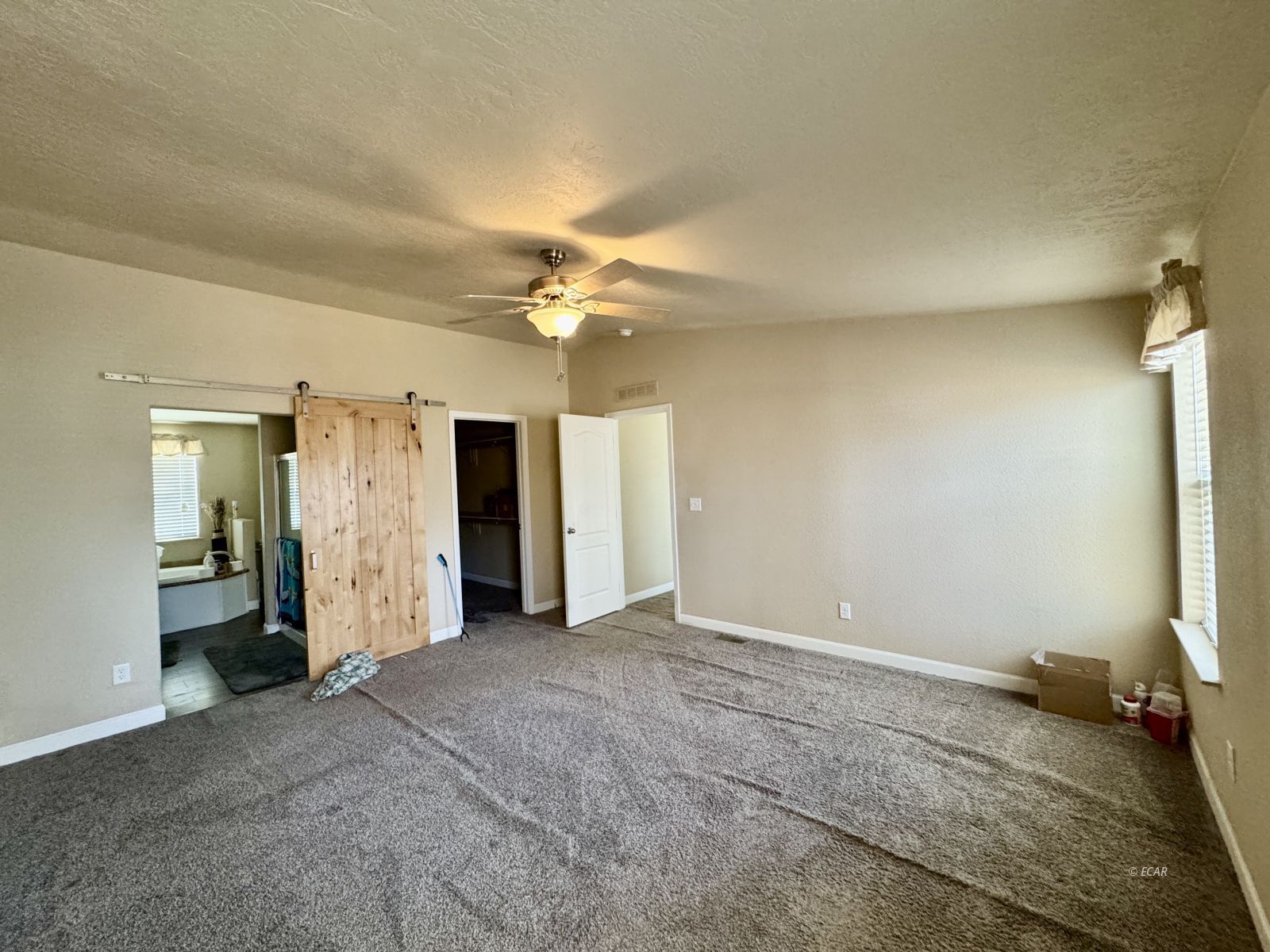 1015 Panorama Drive Property Photo 18