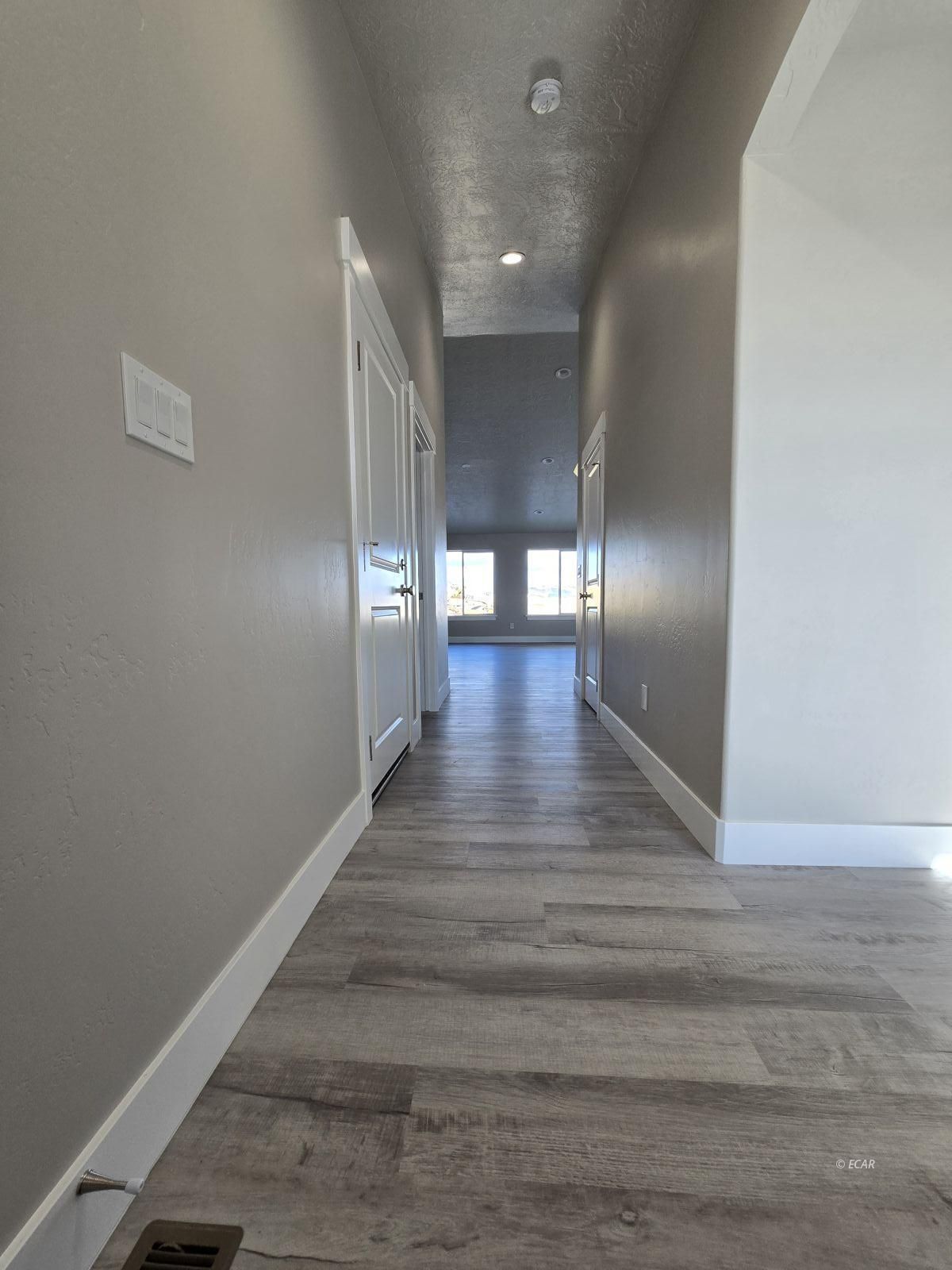 319 Parkchester Circle Property Photo 7