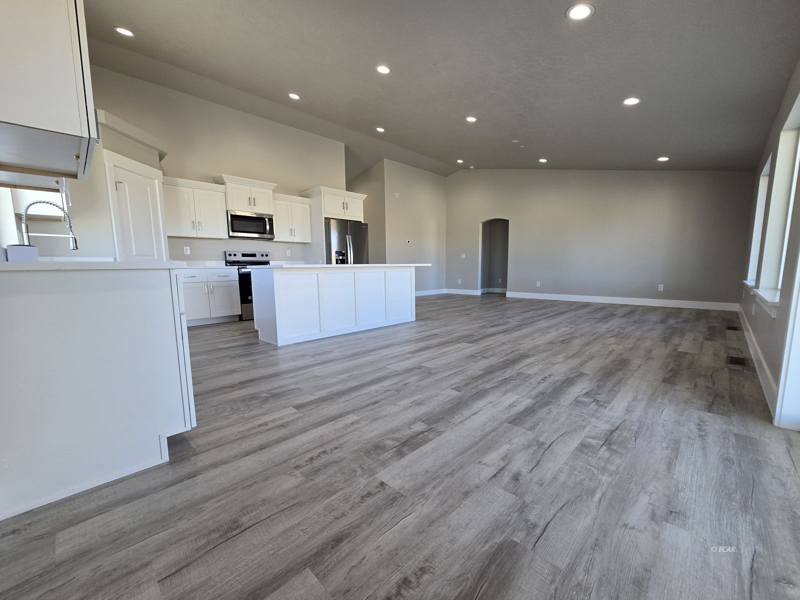 319 Parkchester Circle Property Photo 12