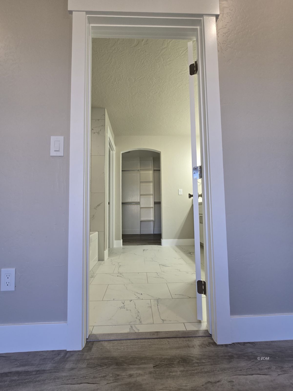 319 Parkchester Circle Property Photo 16