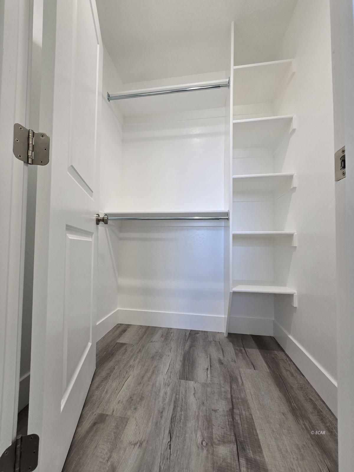 319 Parkchester Circle Property Photo 23