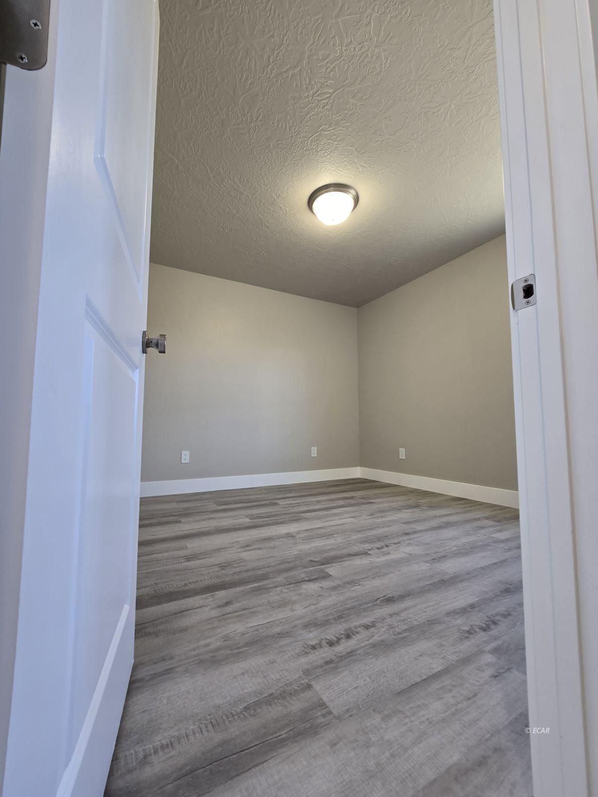 319 Parkchester Circle Property Photo 24