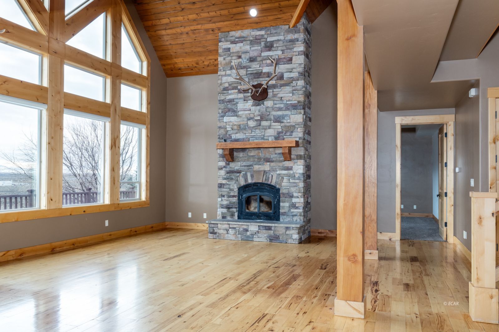 652 Gary's Way Property Photo 6