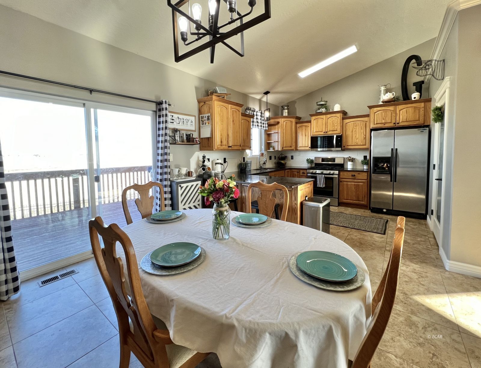 471 Foxridge Drive Property Photo 8