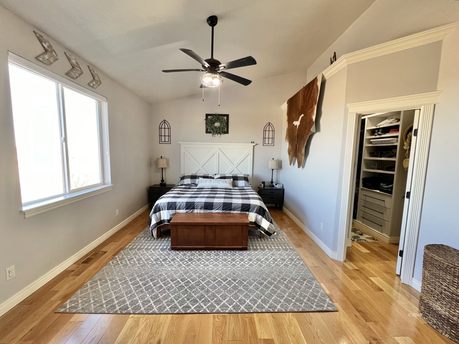 471 Foxridge Drive Property Photo 13