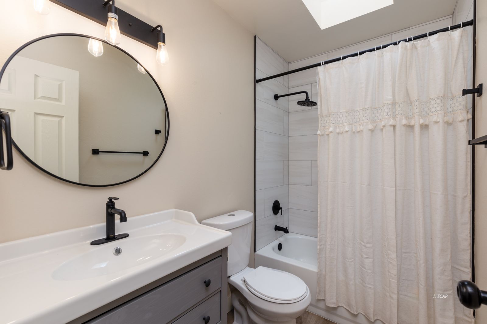 164 Cascade Drive Property Photo 17