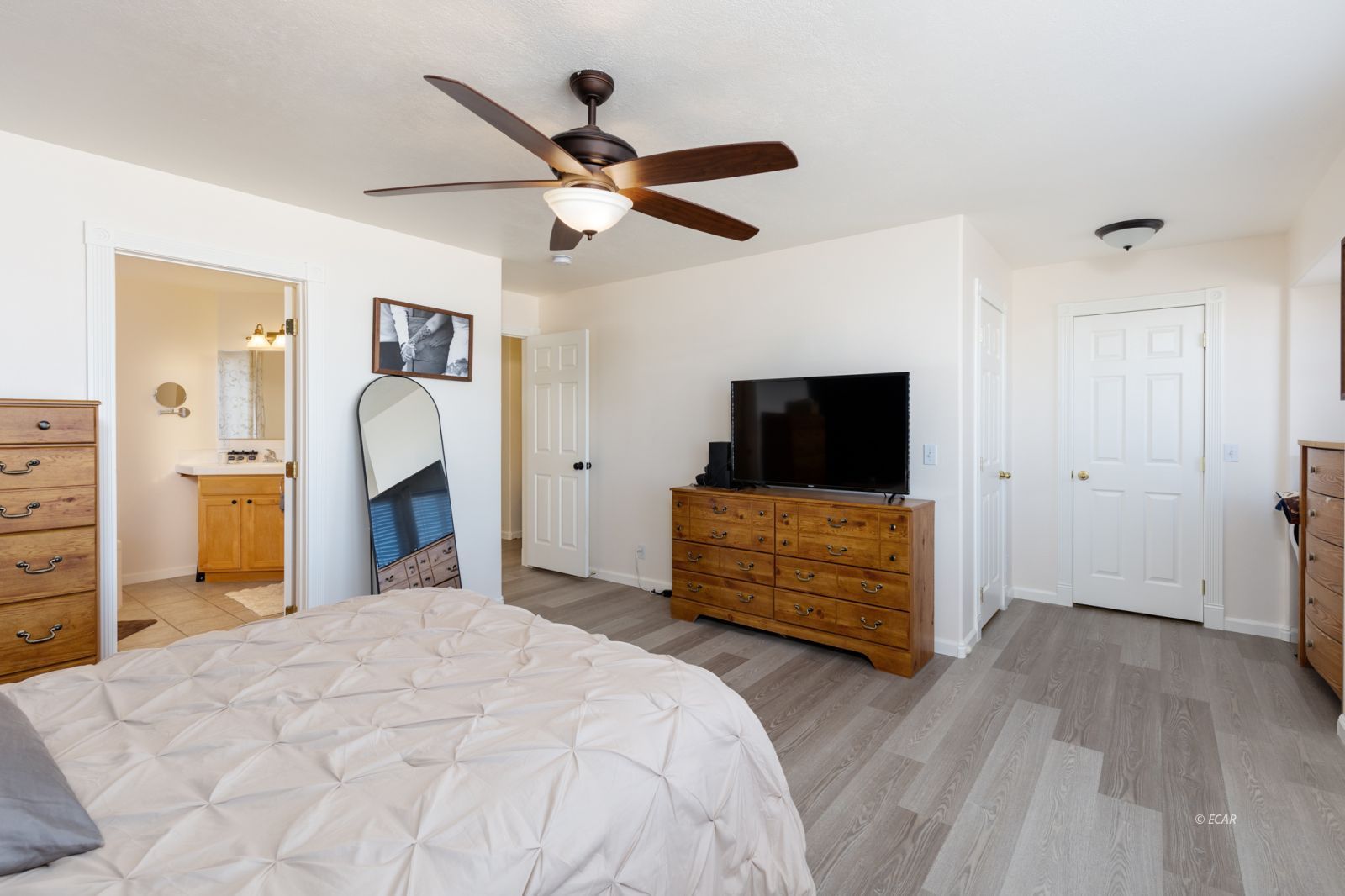 435 Flora Drive Property Photo 19