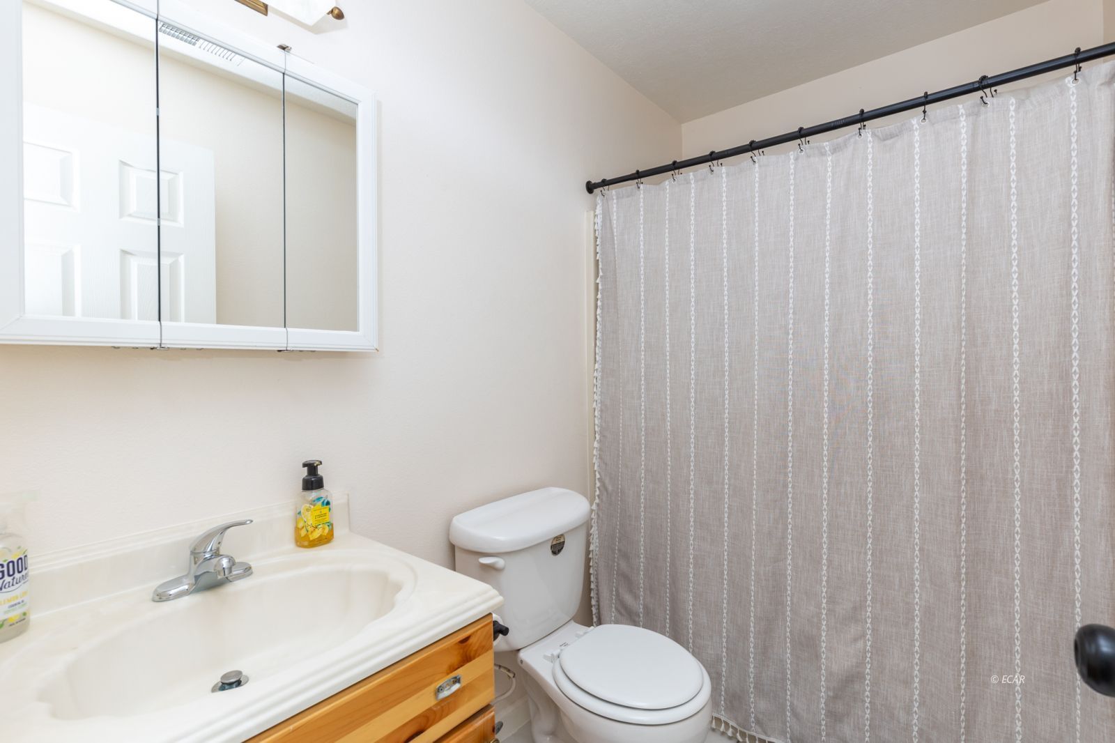 435 Flora Drive Property Photo 24