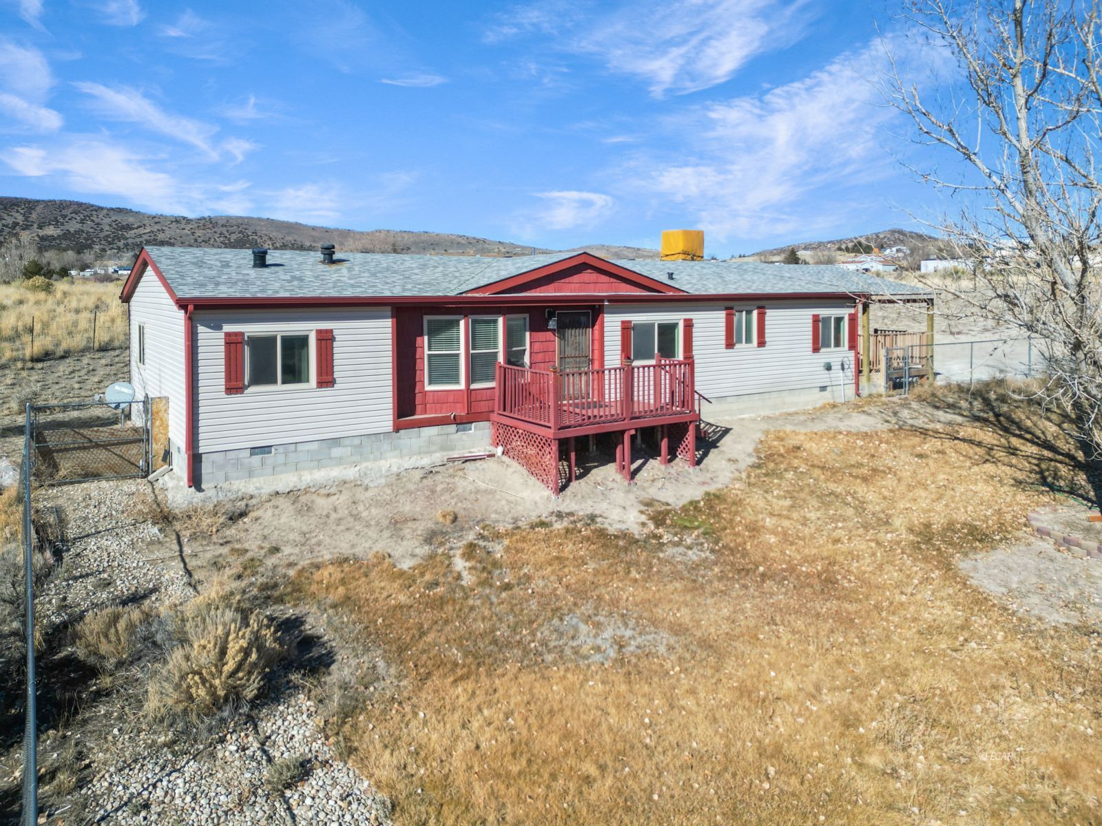 552 Tiffany Drive Property Photo