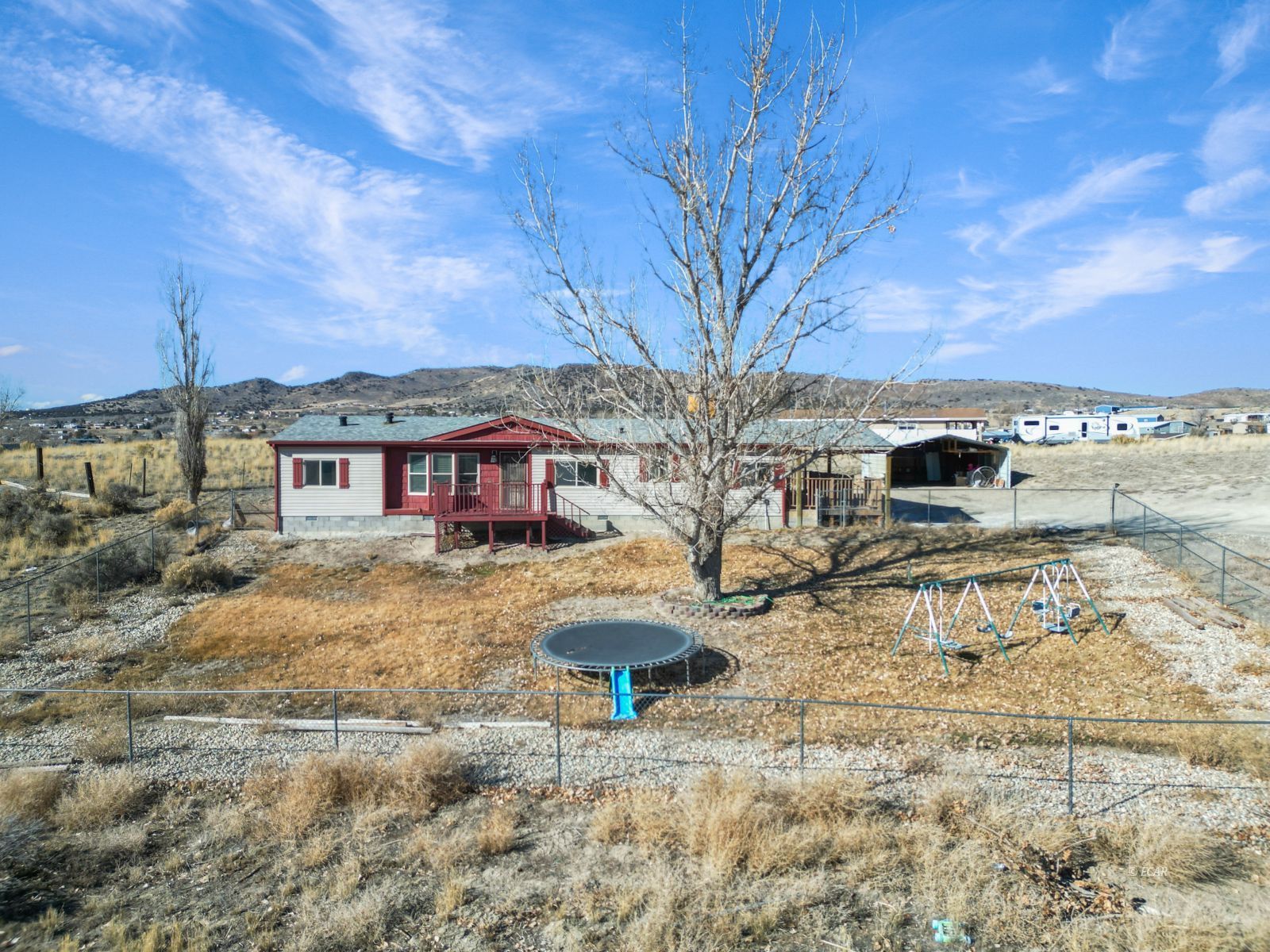 552 Tiffany Drive Property Photo 2