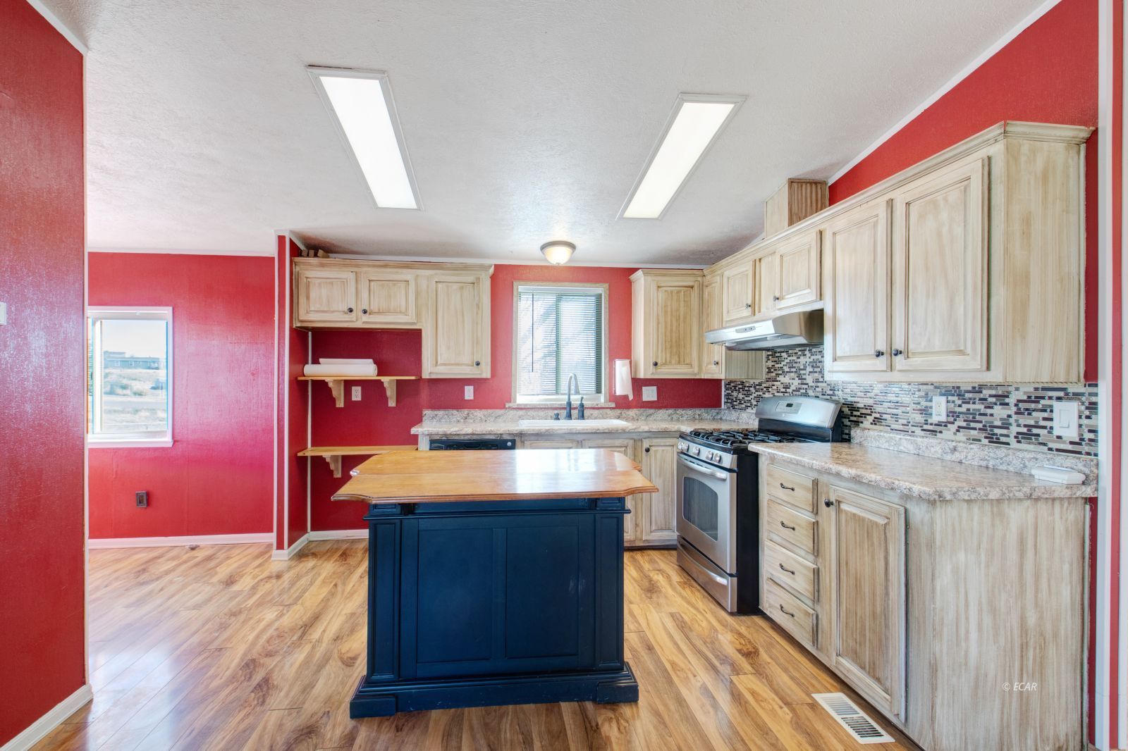 552 Tiffany Drive Property Photo 10