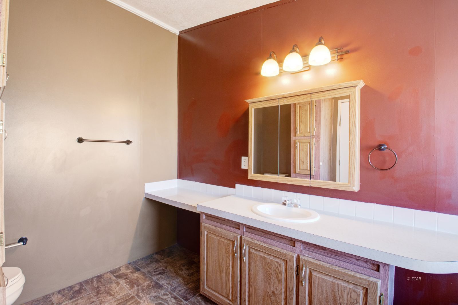 552 Tiffany Drive Property Photo 18