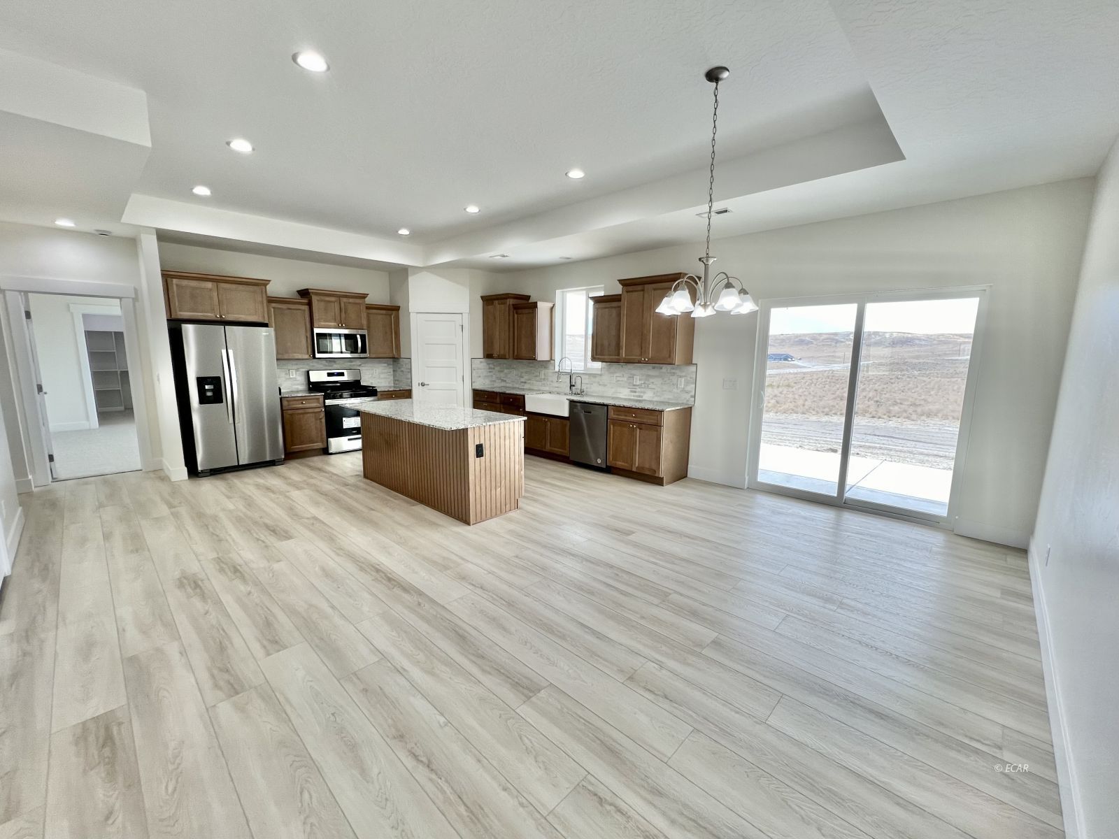 4451 York Boulevard Property Photo 4