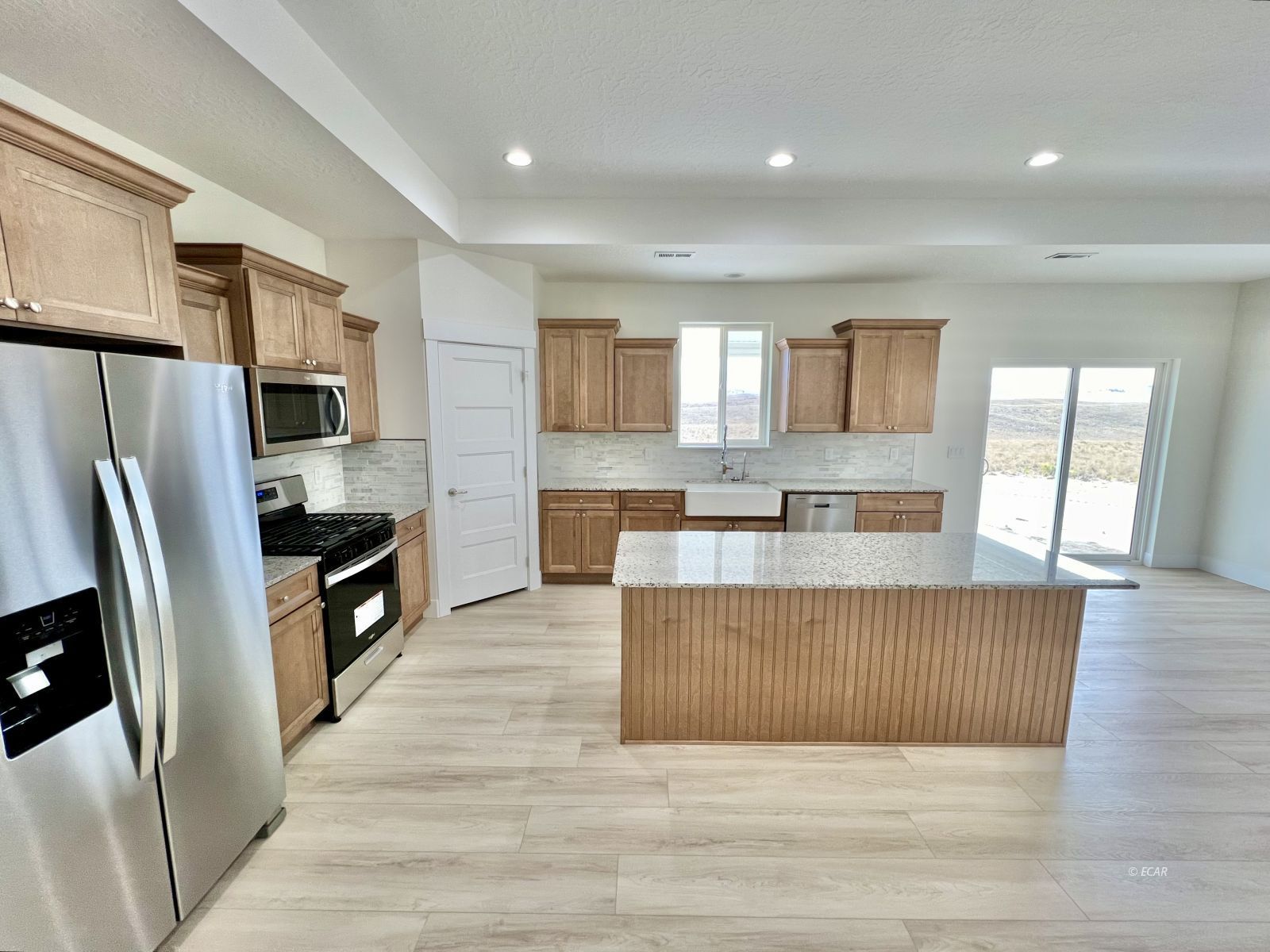 4451 York Boulevard Property Photo 5