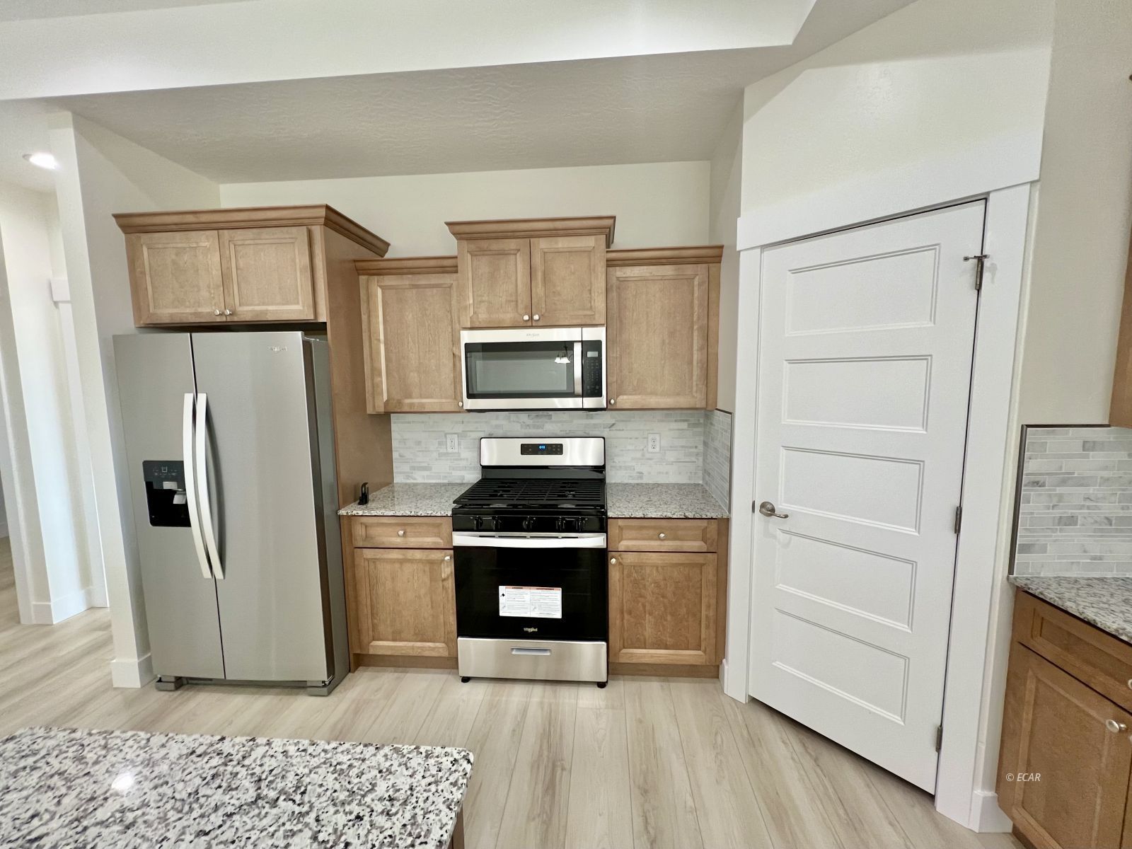 4451 York Boulevard Property Photo 6
