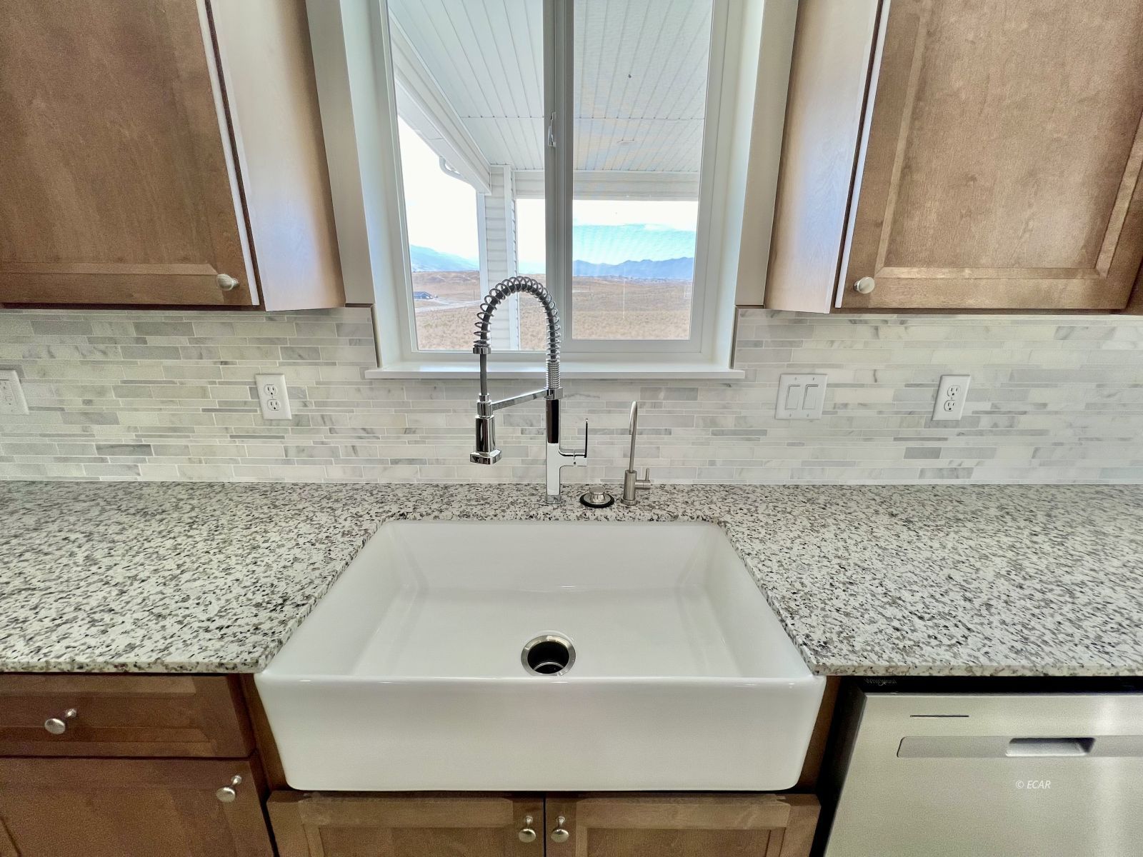 4451 York Boulevard Property Photo 8