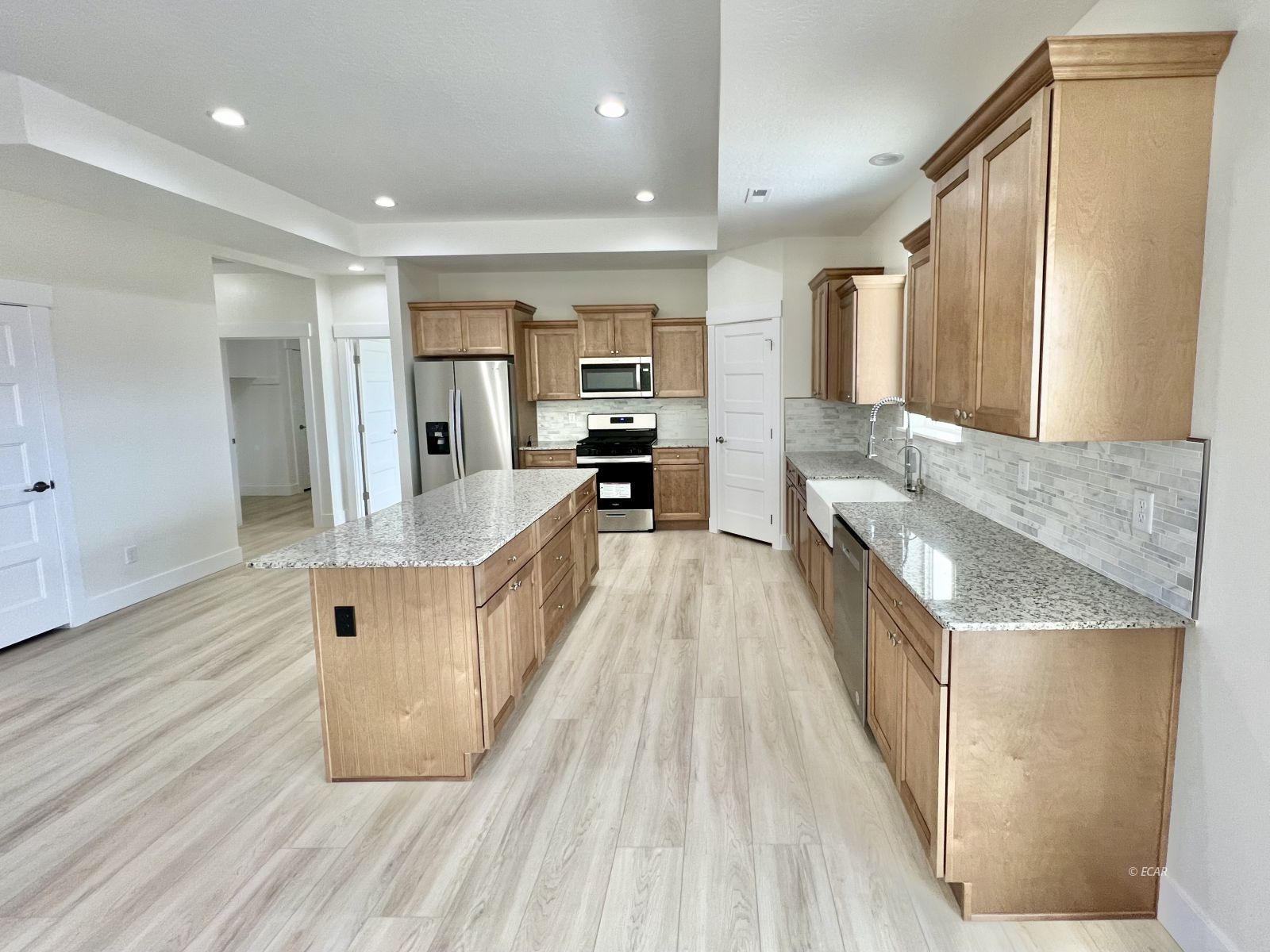 4451 York Boulevard Property Photo 9