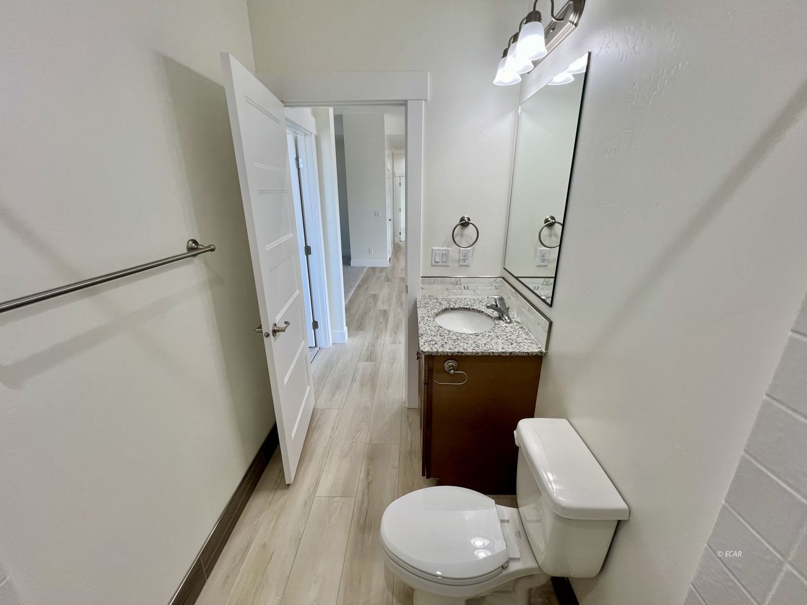 4451 York Boulevard Property Photo 18