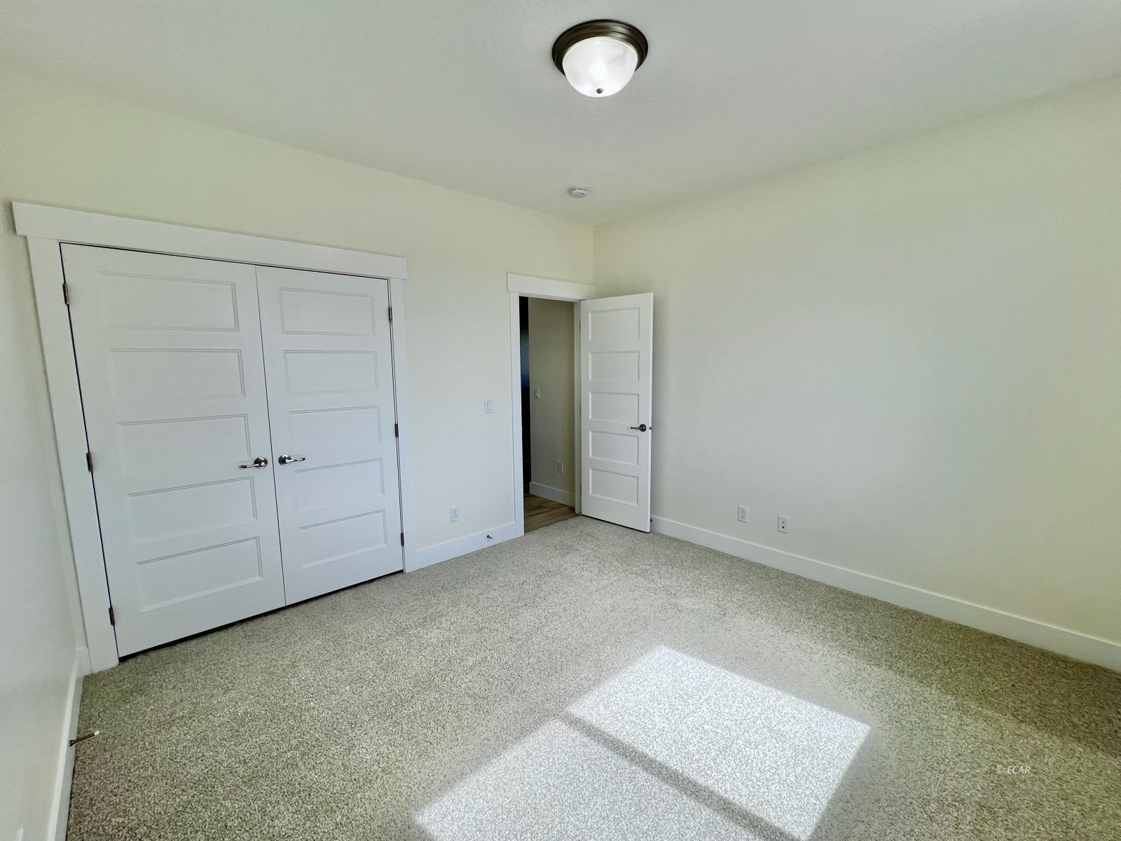 4451 York Boulevard Property Photo 20