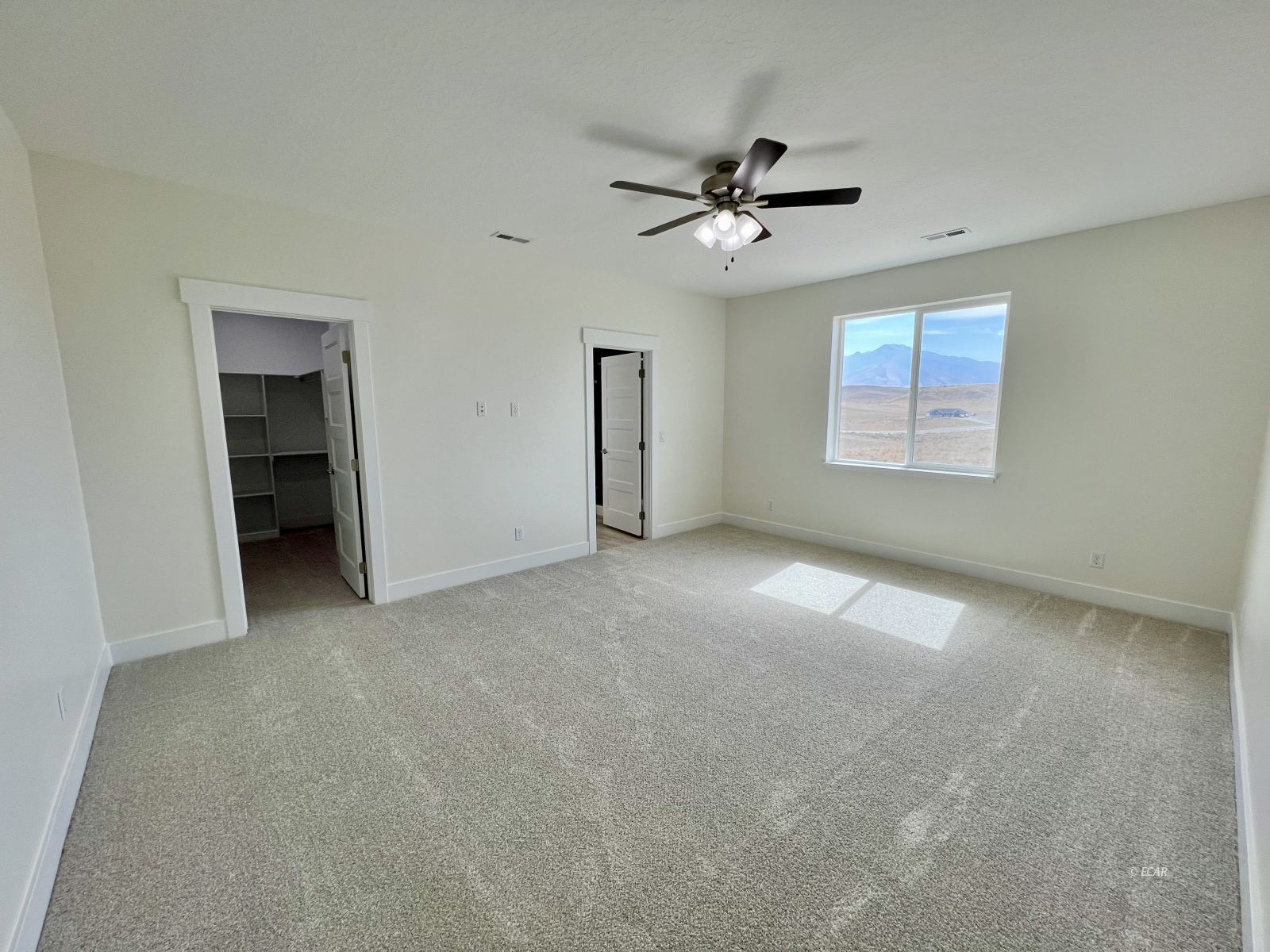 4451 York Boulevard Property Photo 25