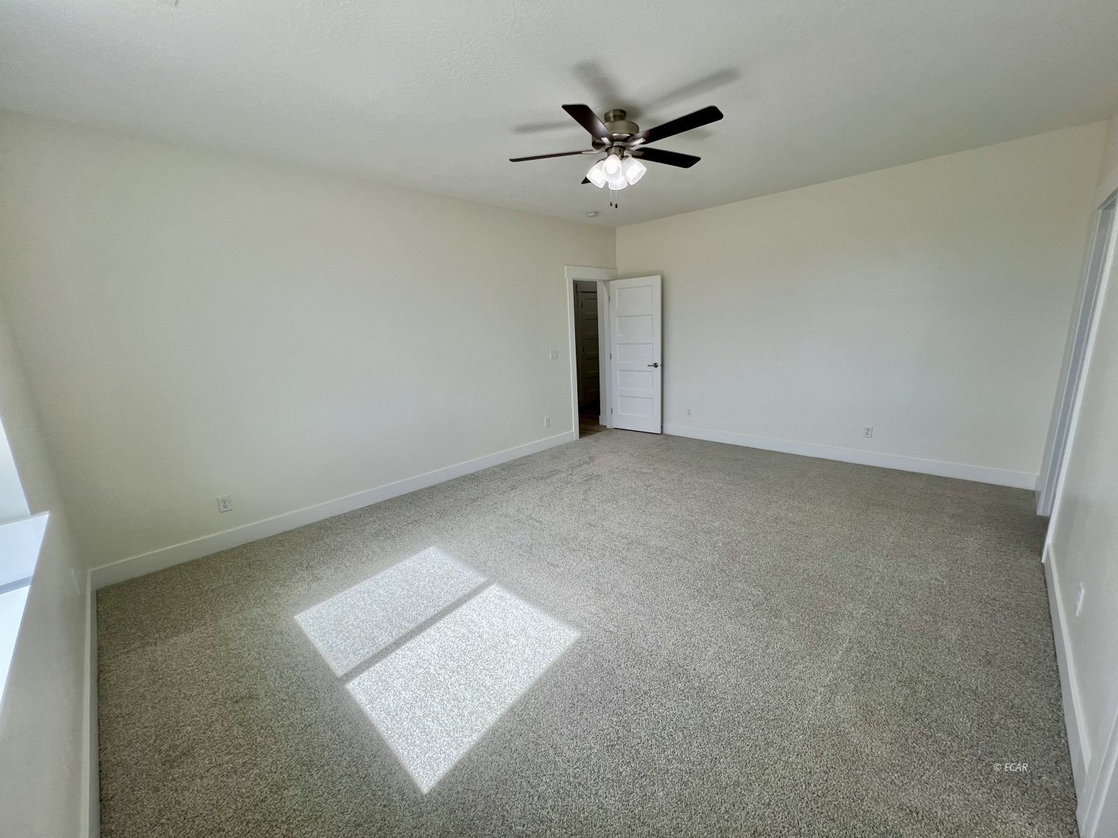 4451 York Boulevard Property Photo 26