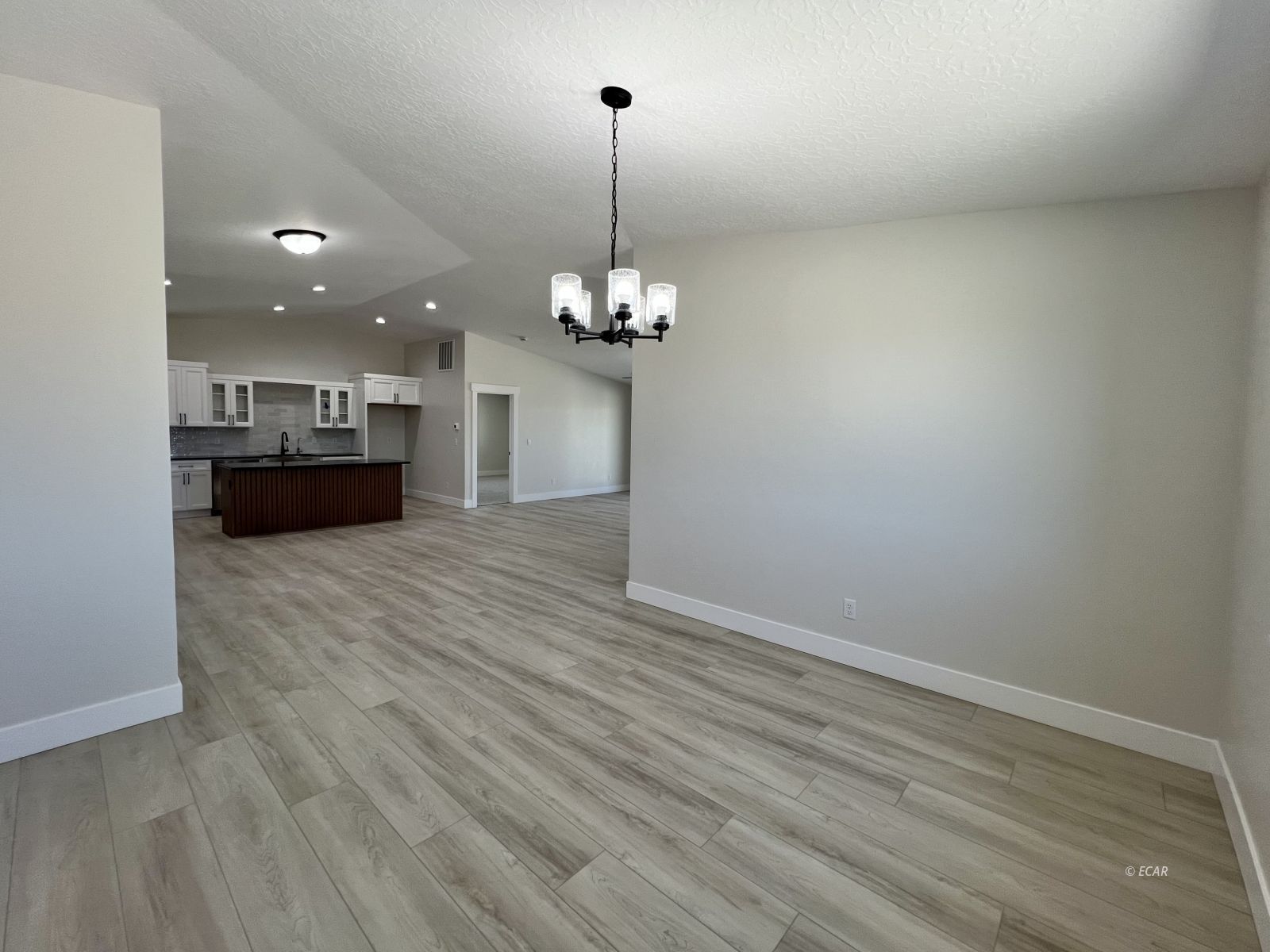 4313 Campbell Road Property Photo 15