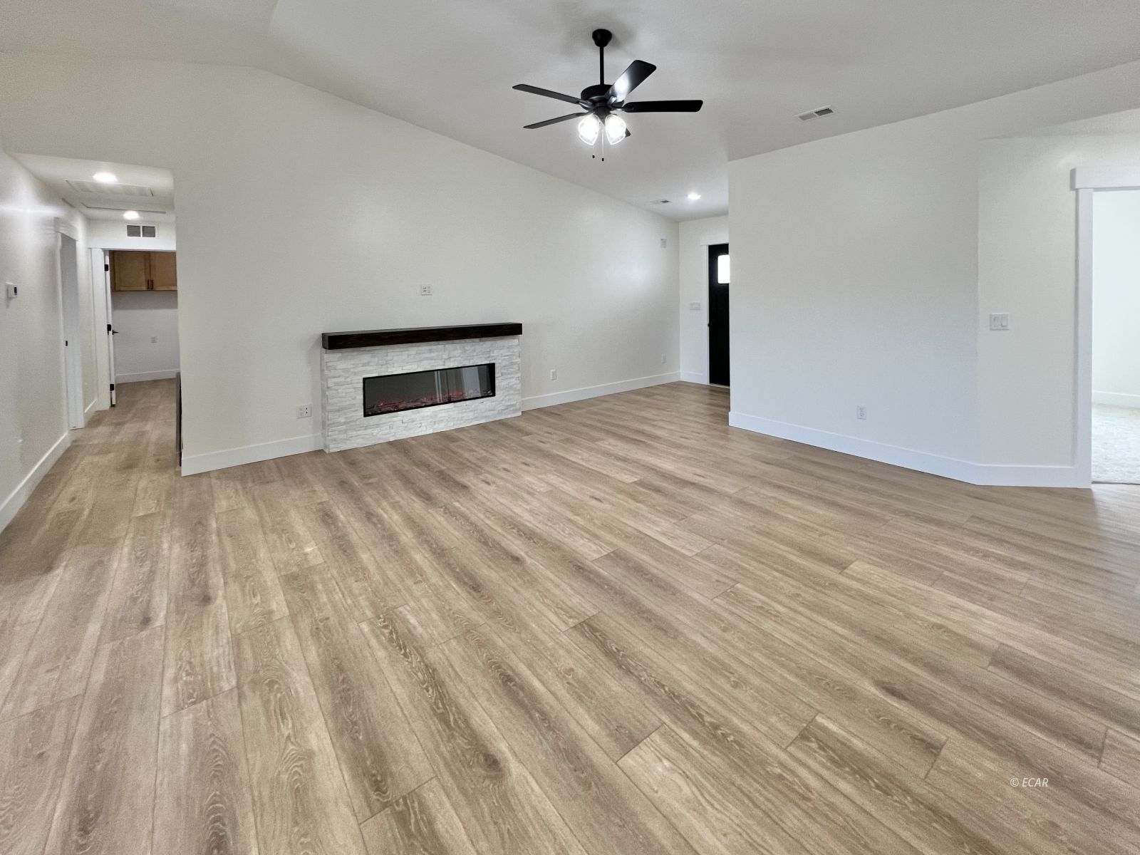 4319 Windsor Avenue Property Photo 4