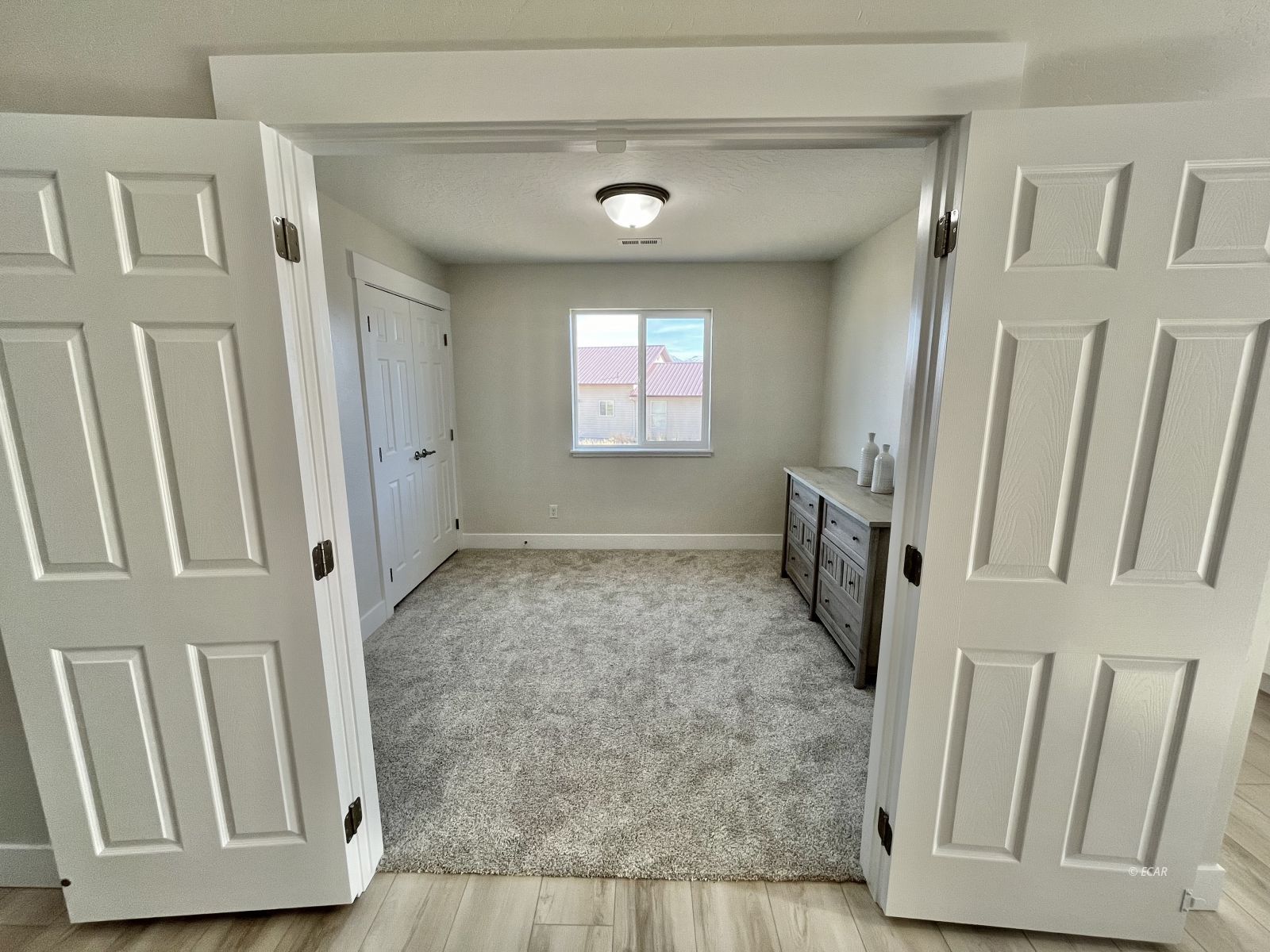 4319 Windsor Avenue Property Photo 13