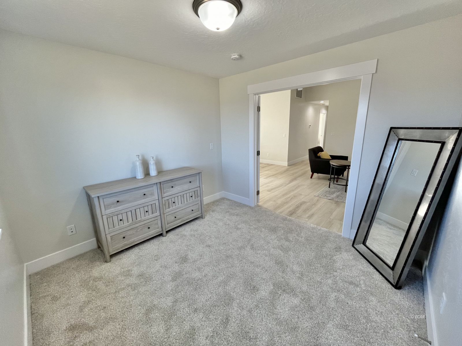 4319 Windsor Avenue Property Photo 14