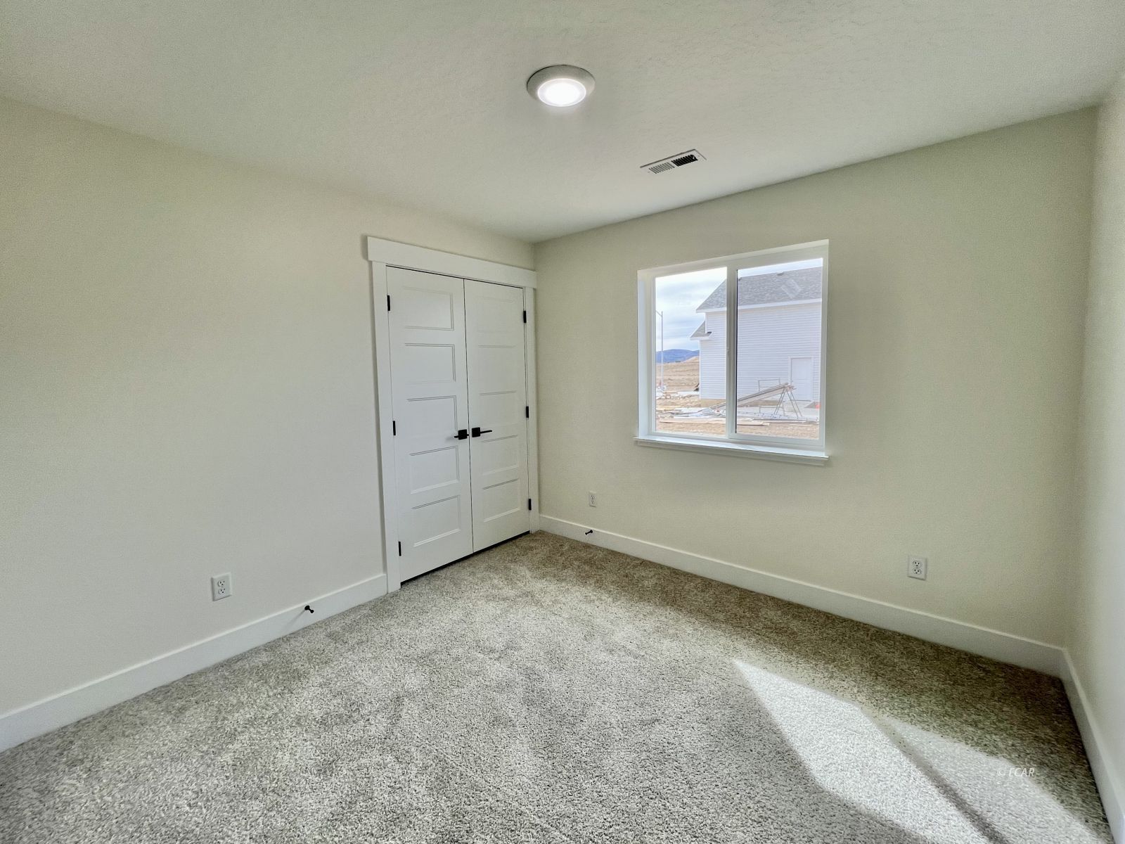 4319 Windsor Avenue Property Photo 16