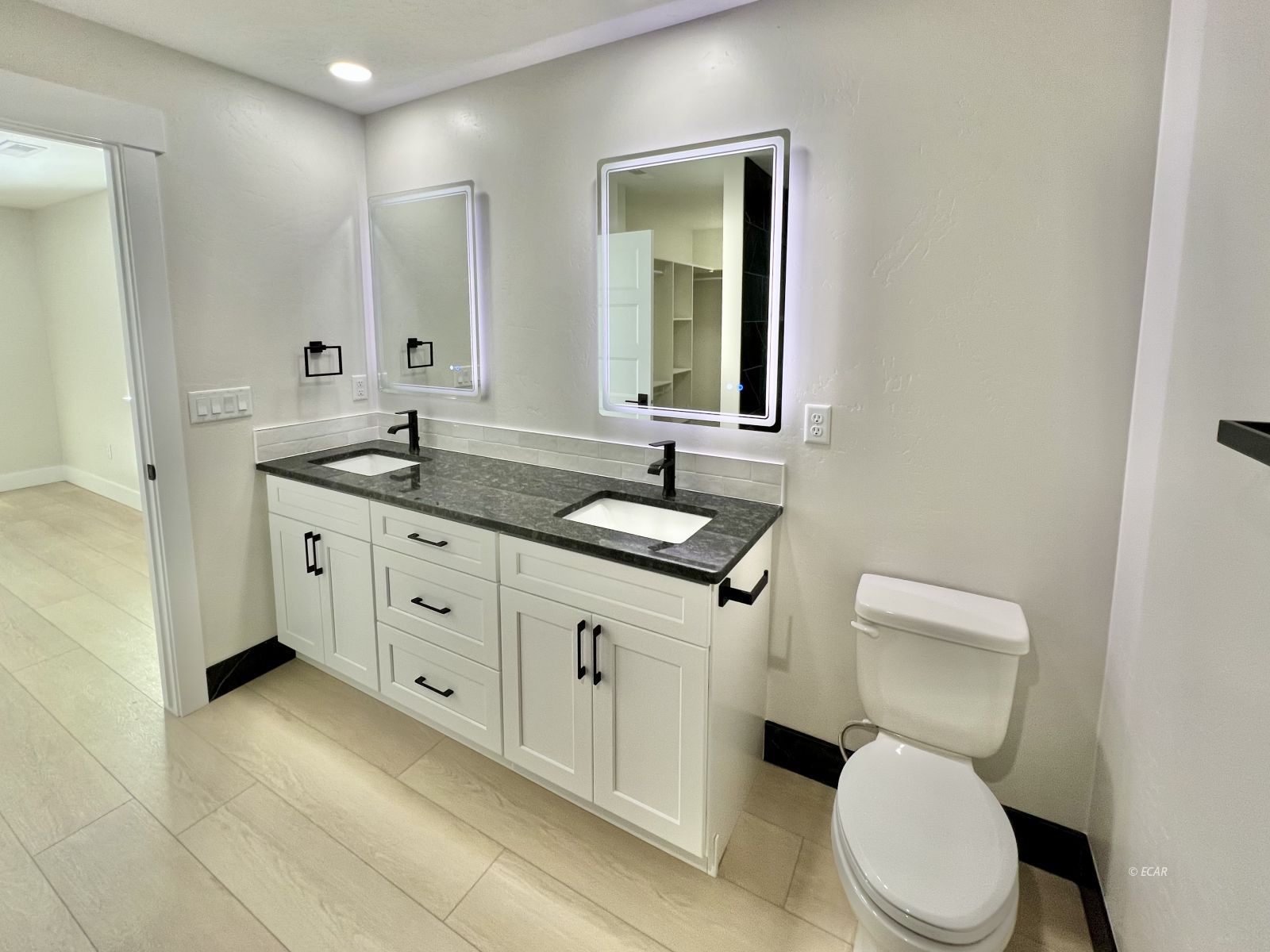 4330 Campbell Road Property Photo 22